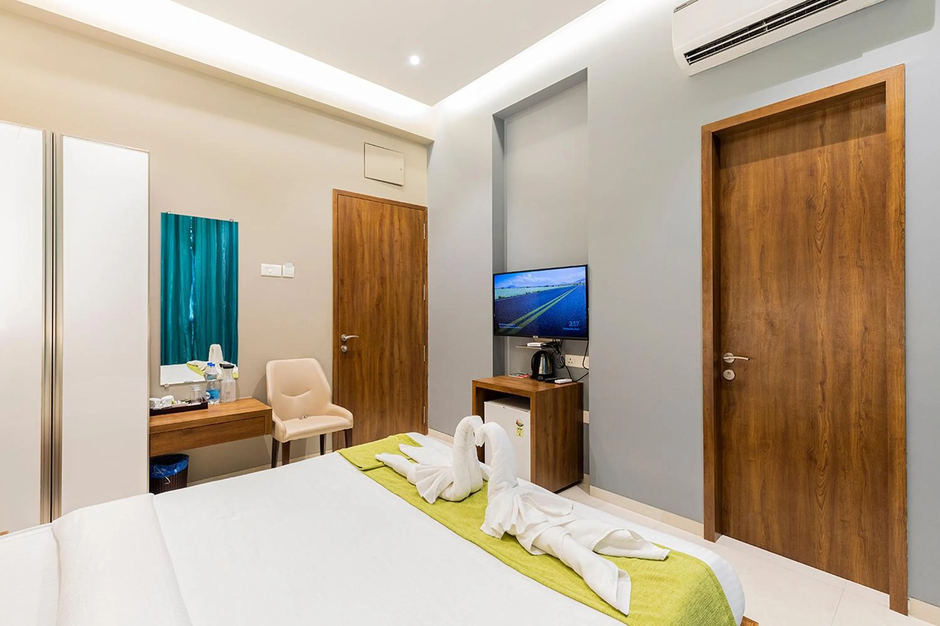 Bed in Hotel Seven Oaks