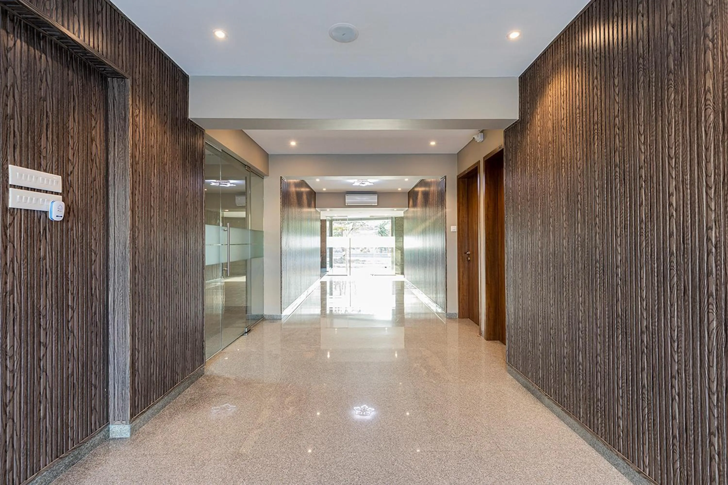 Lobby or reception in Hotel Seven Oaks