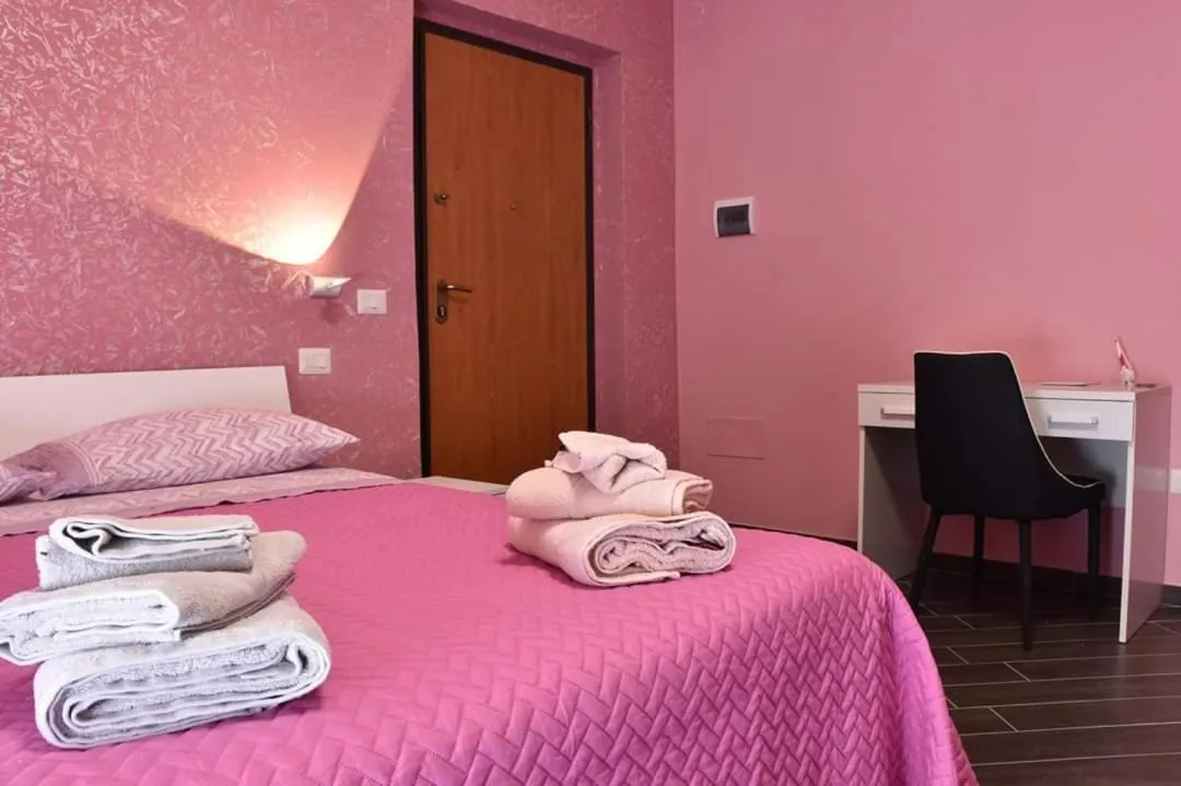 Bed in B&b Casa Rossa