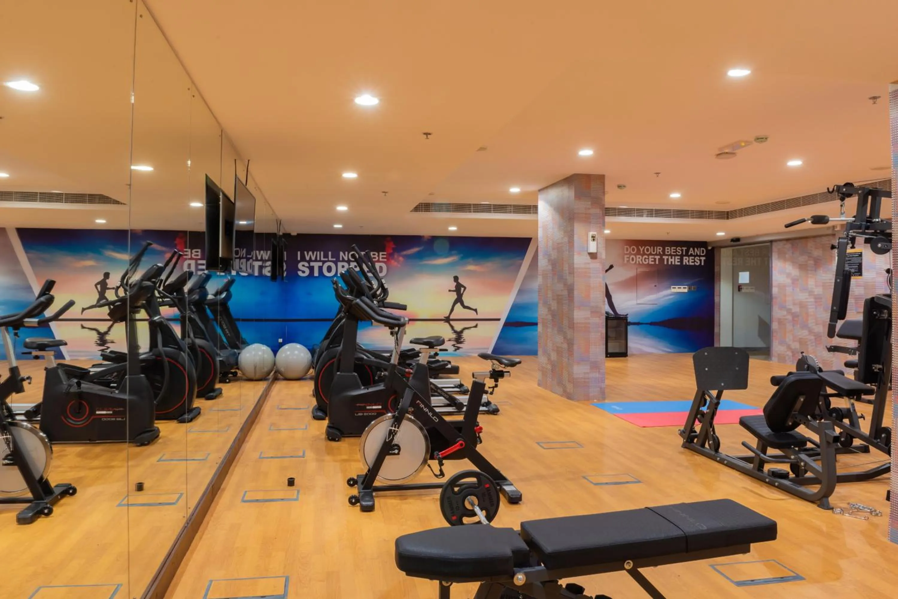 Fitness centre/facilities in Royal Crown Hotel