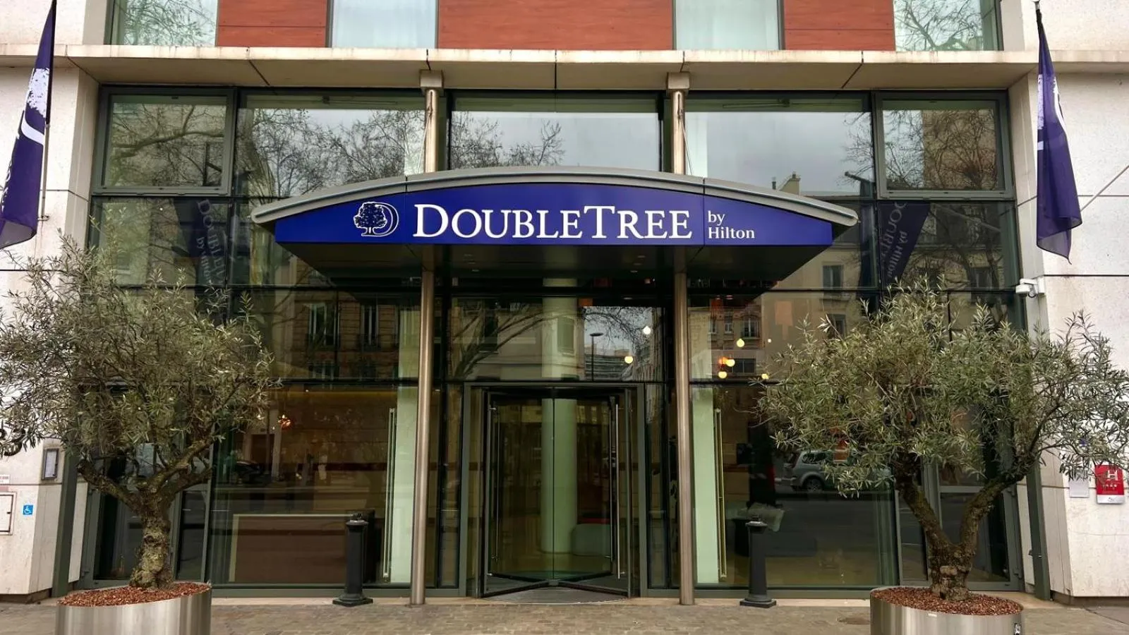 Property building in DoubleTree by Hilton Paris Boulogne