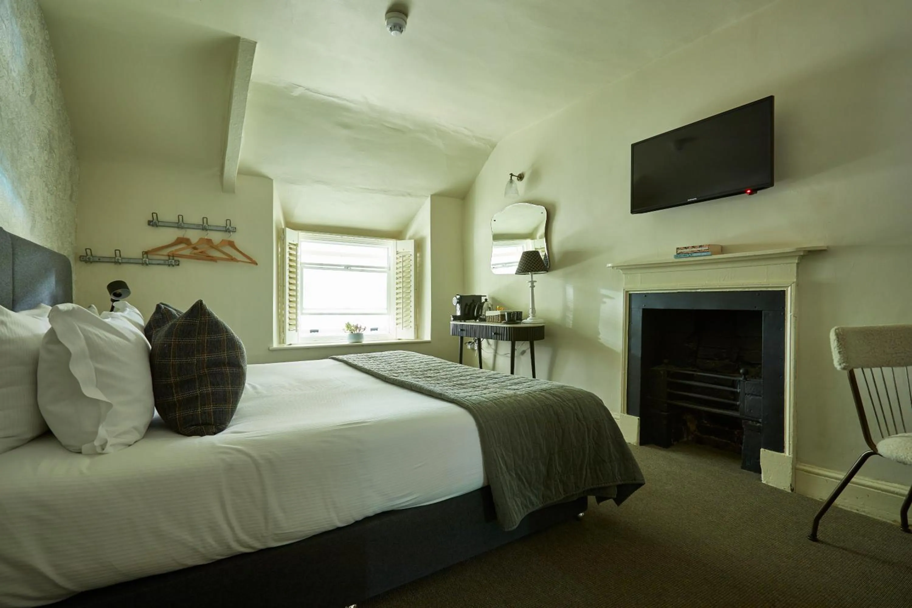 Bedroom, Bed in The White Hart