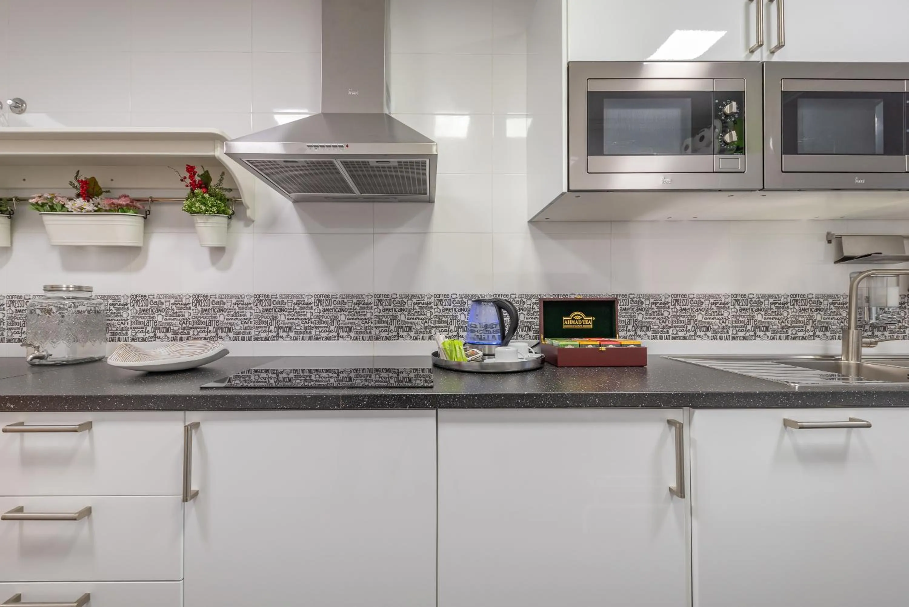 Kitchen or kitchenette in Seven Dreams Suites