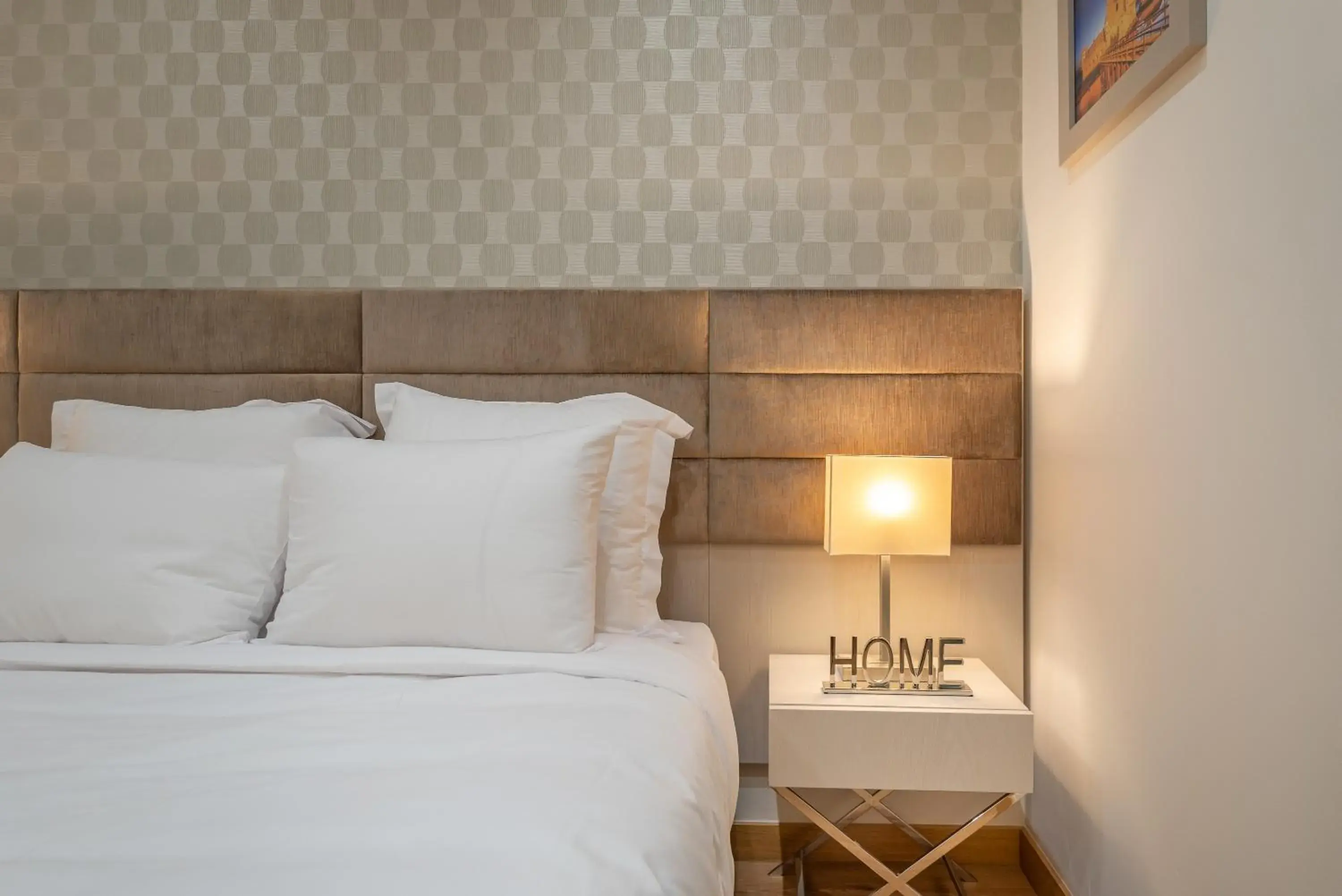Standard Double or Twin Room - Interior 4 in Seven Dreams Suites Standard Double or Twin Room - Interior 4 in Seven Dreams Suites