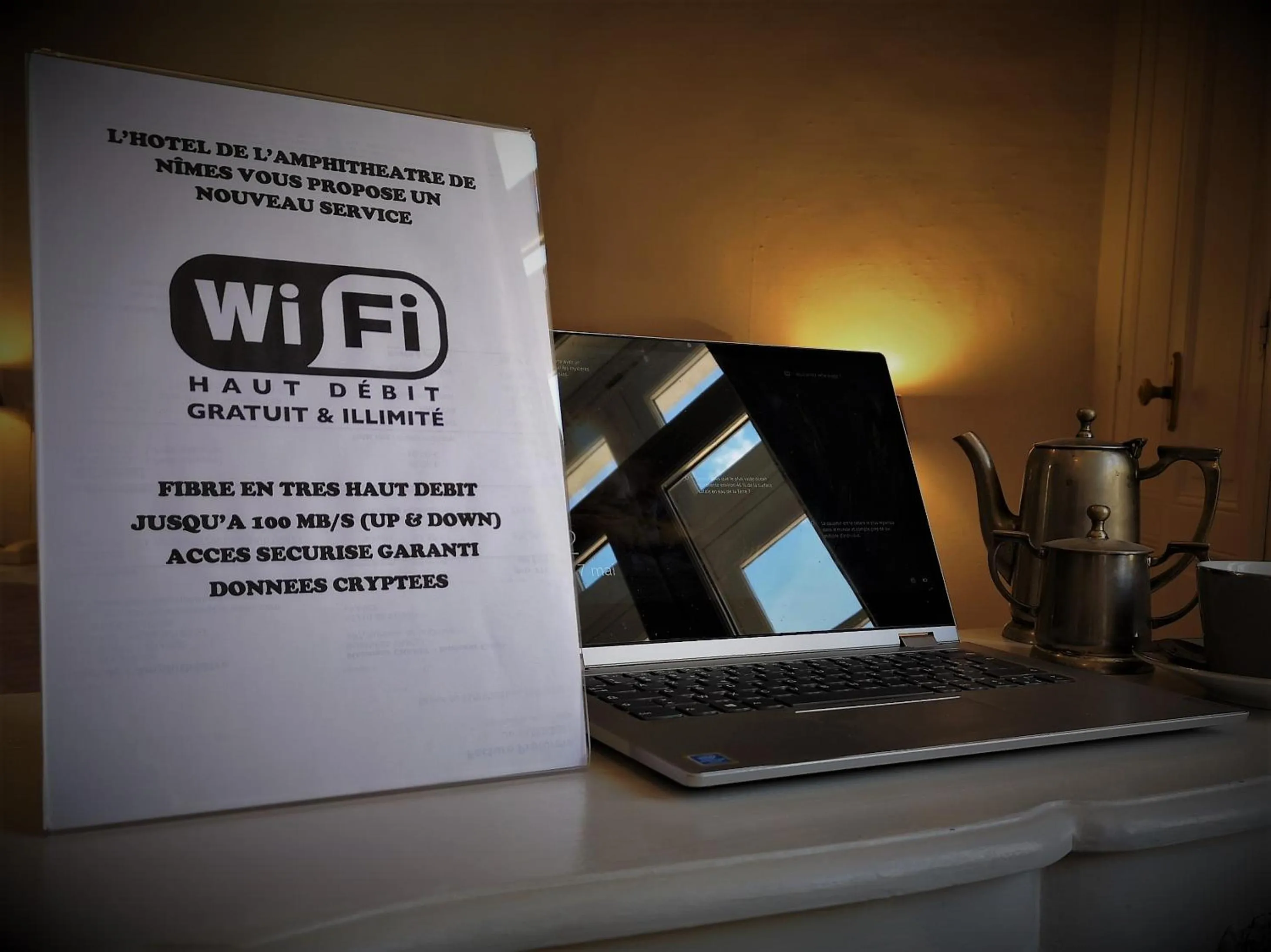 locker in Hôtel De L'Amphithéâtre