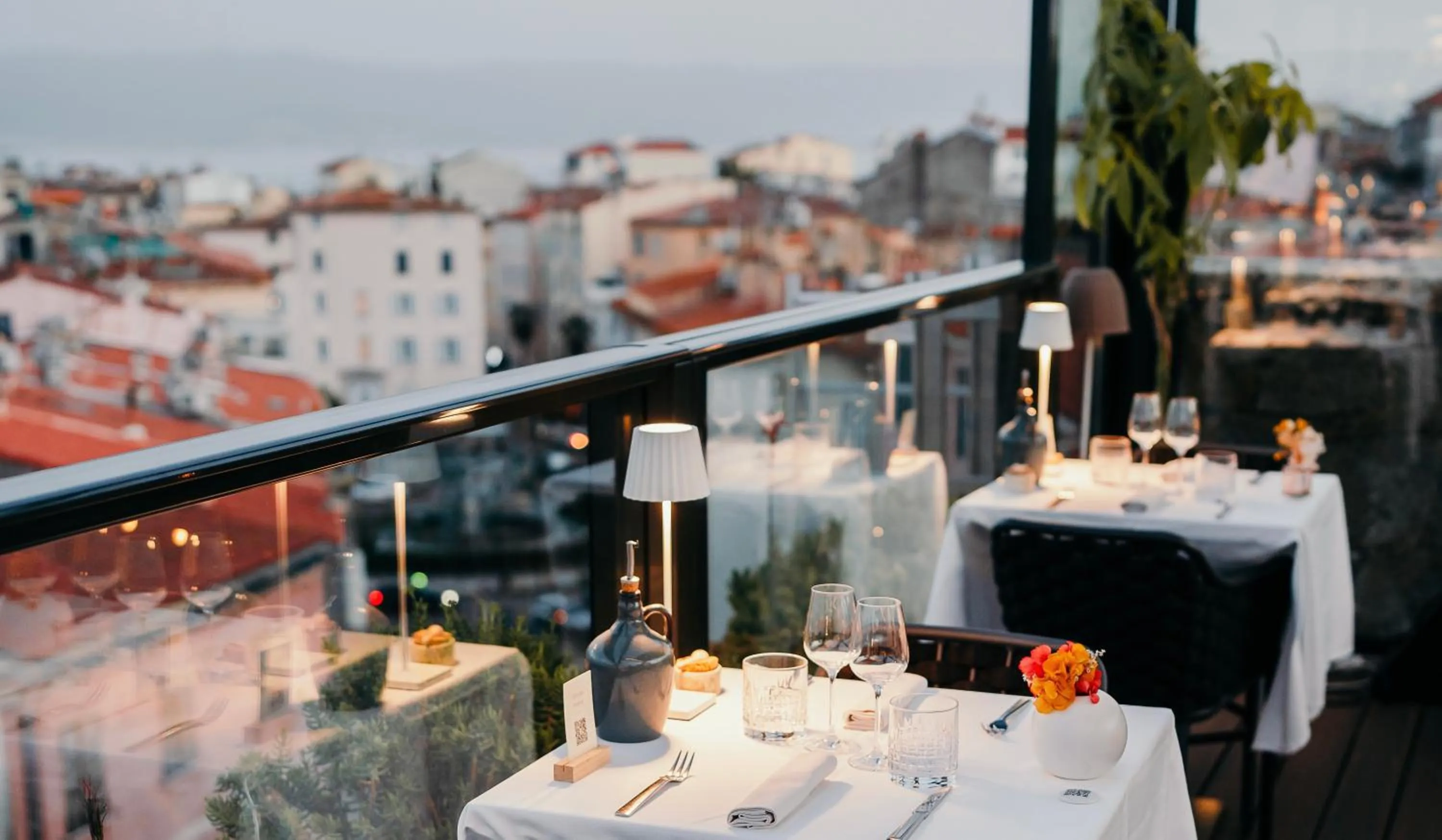 Restaurant/places to eat in Hôtel Fesch & Spa