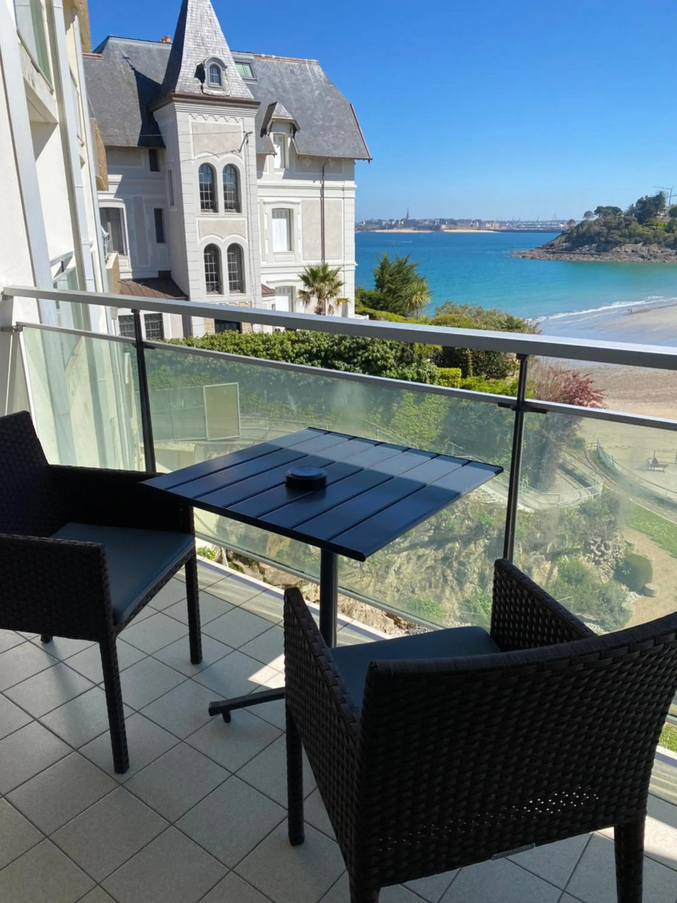 Le Crystal Dinard, Sure Hotel Collection by Best Western