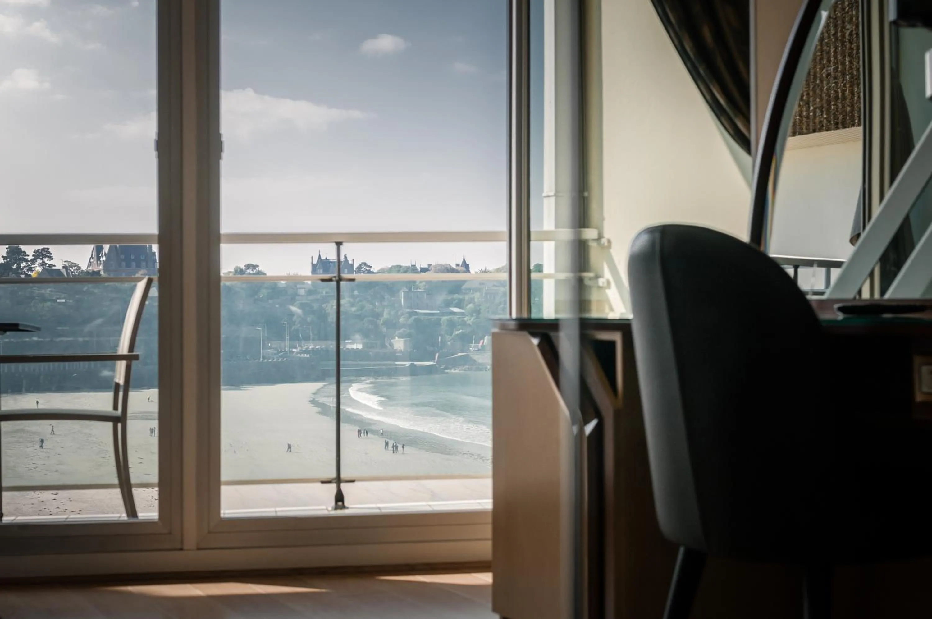 Le Crystal Dinard, Sure Hotel Collection by Best Western