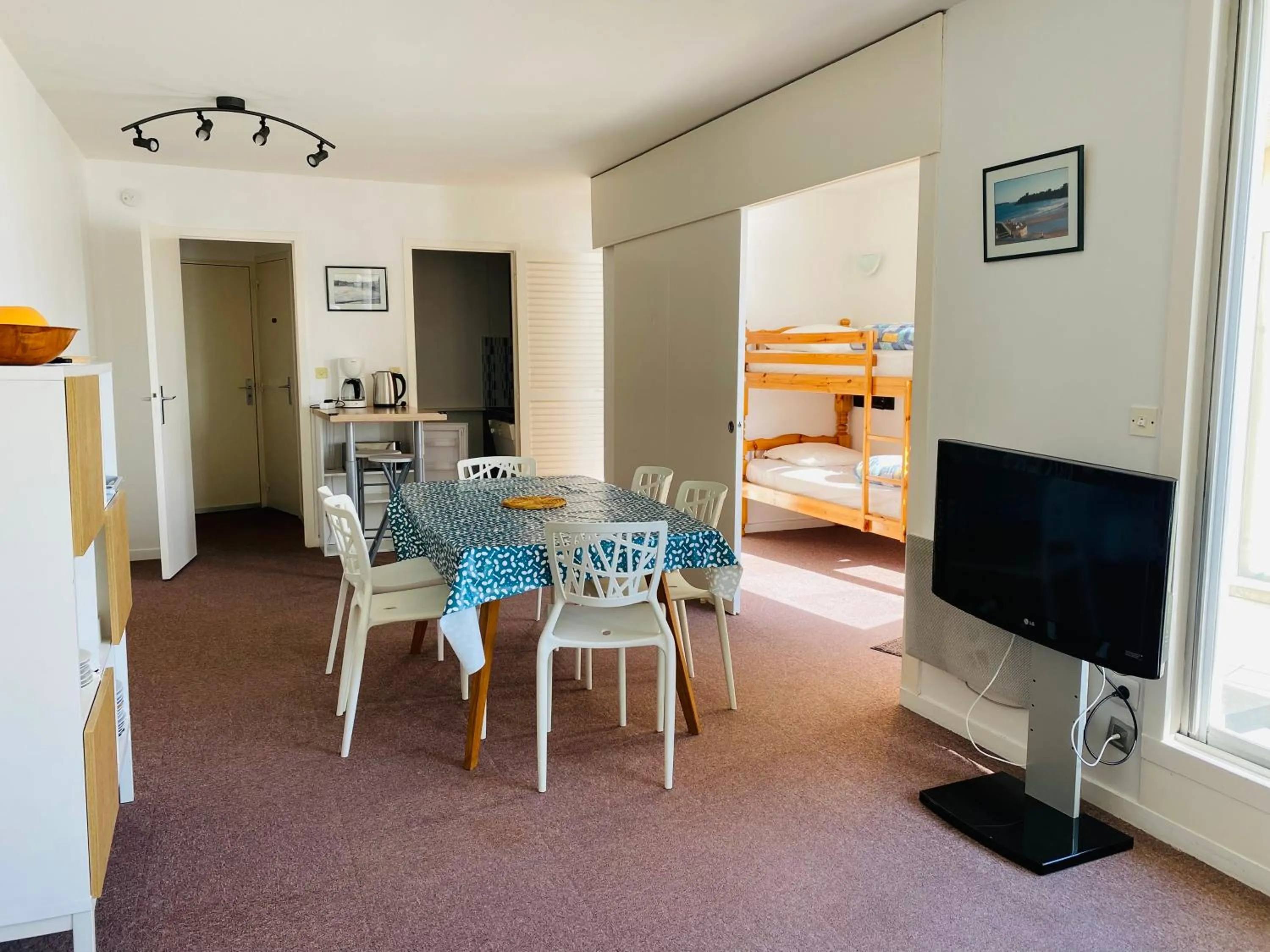 Bed in Le Crystal Dinard, Sure Hotel Collection by Best Western