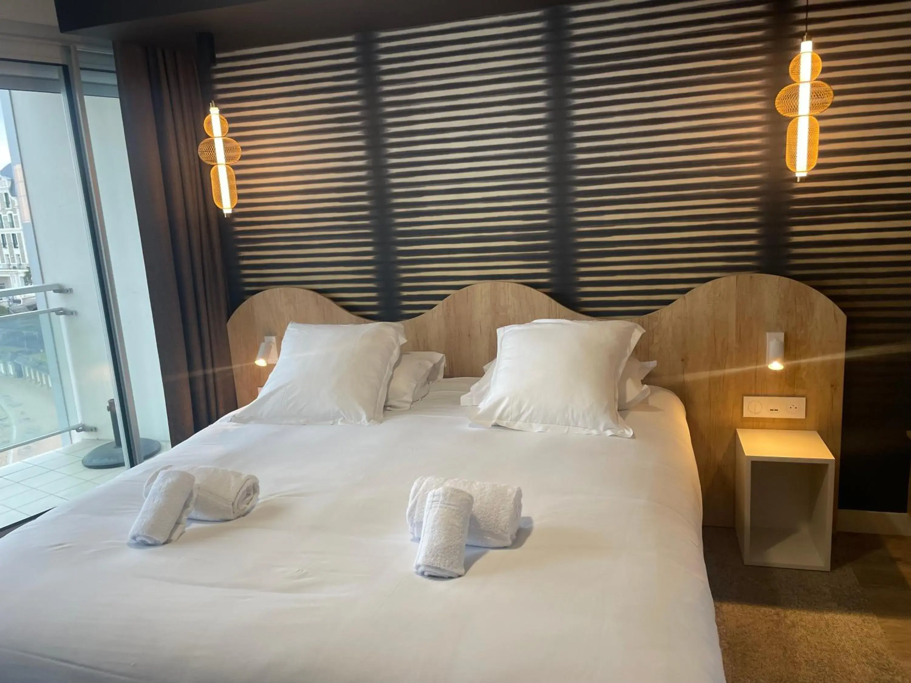 Waterfront Superior Queen Room with Terrace - Non-Smoking in Le Crystal Dinard, Sure Hotel Collection by Best Western Waterfront Superior Queen Room with Terrace - Non-Smoking in Le Crystal Dinard, Sure Hotel Collection by Best Western