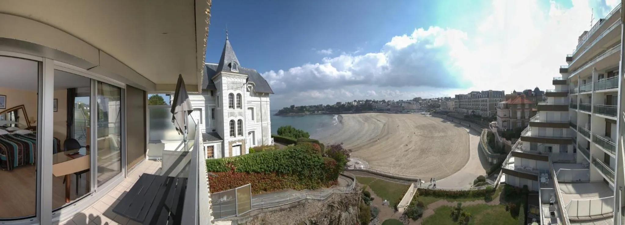 Le Crystal Dinard, Sure Hotel Collection by Best Western