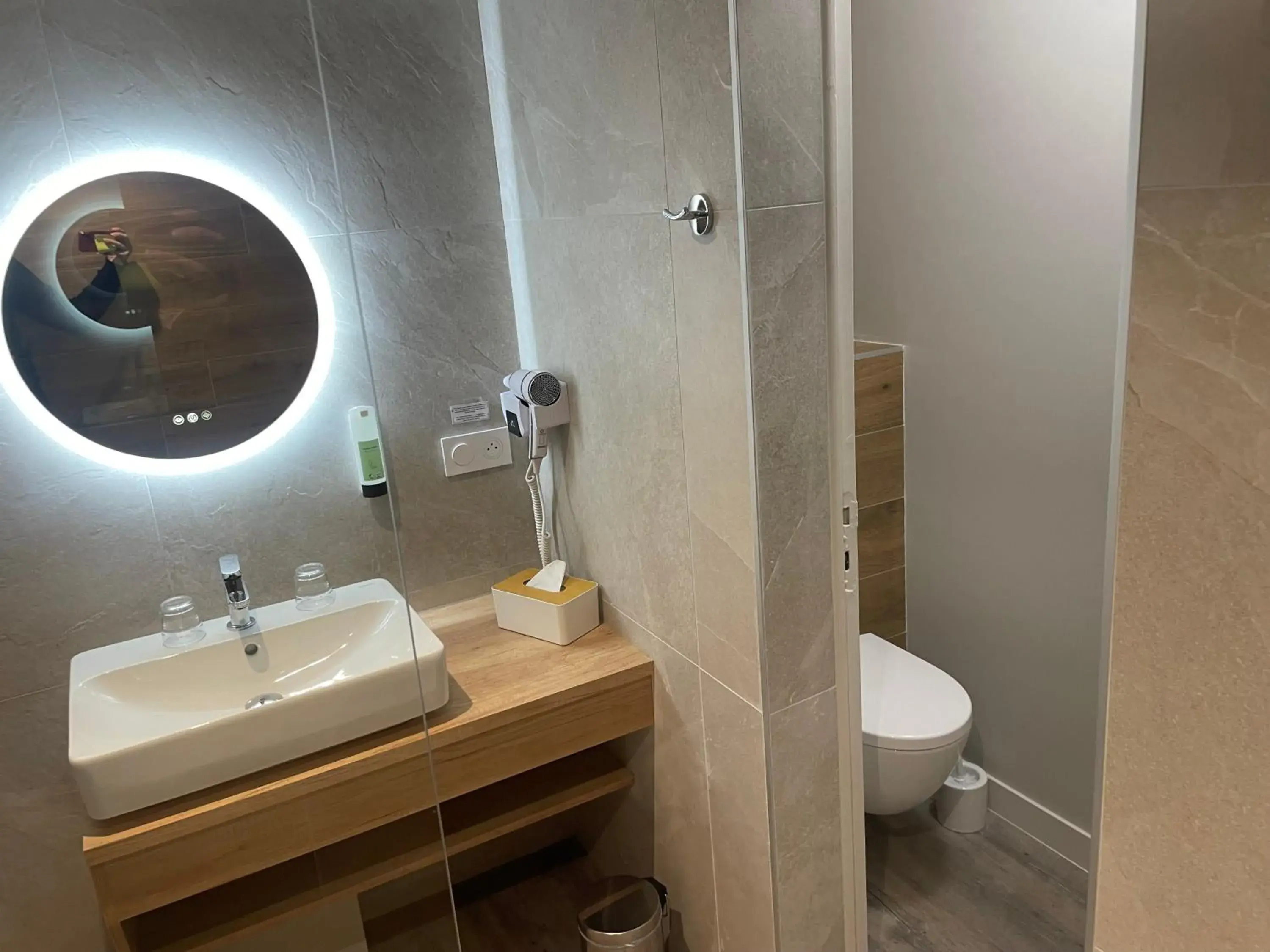 Standard Queen Room with Street View - Non-Smoking in Le Crystal Dinard, Sure Hotel Collection by Best Western Standard Queen Room with Street View - Non-Smoking in Le Crystal Dinard, Sure Hotel Collection by Best Western