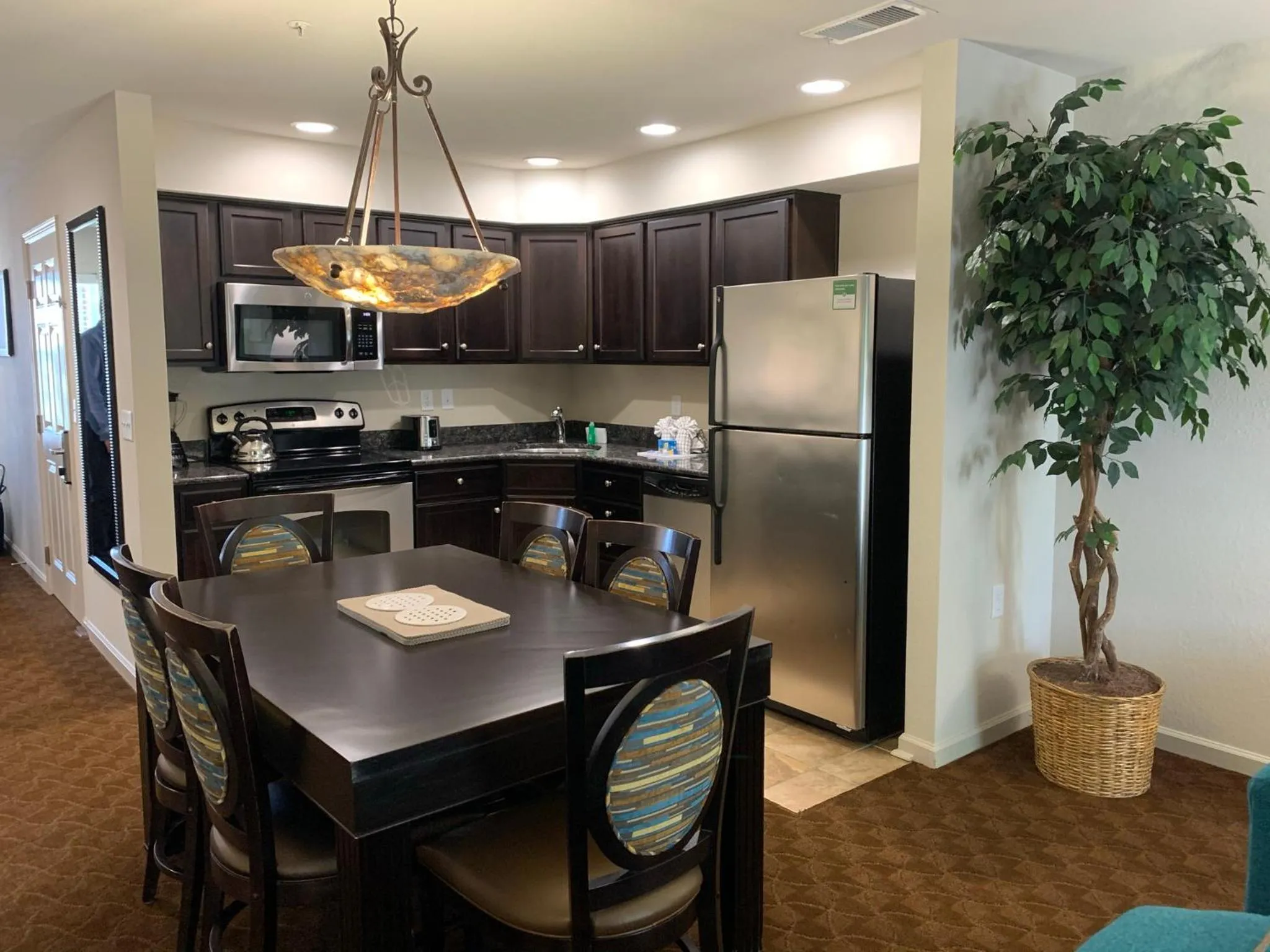 Coffee/tea facilities in The Colonies at Williamsburg