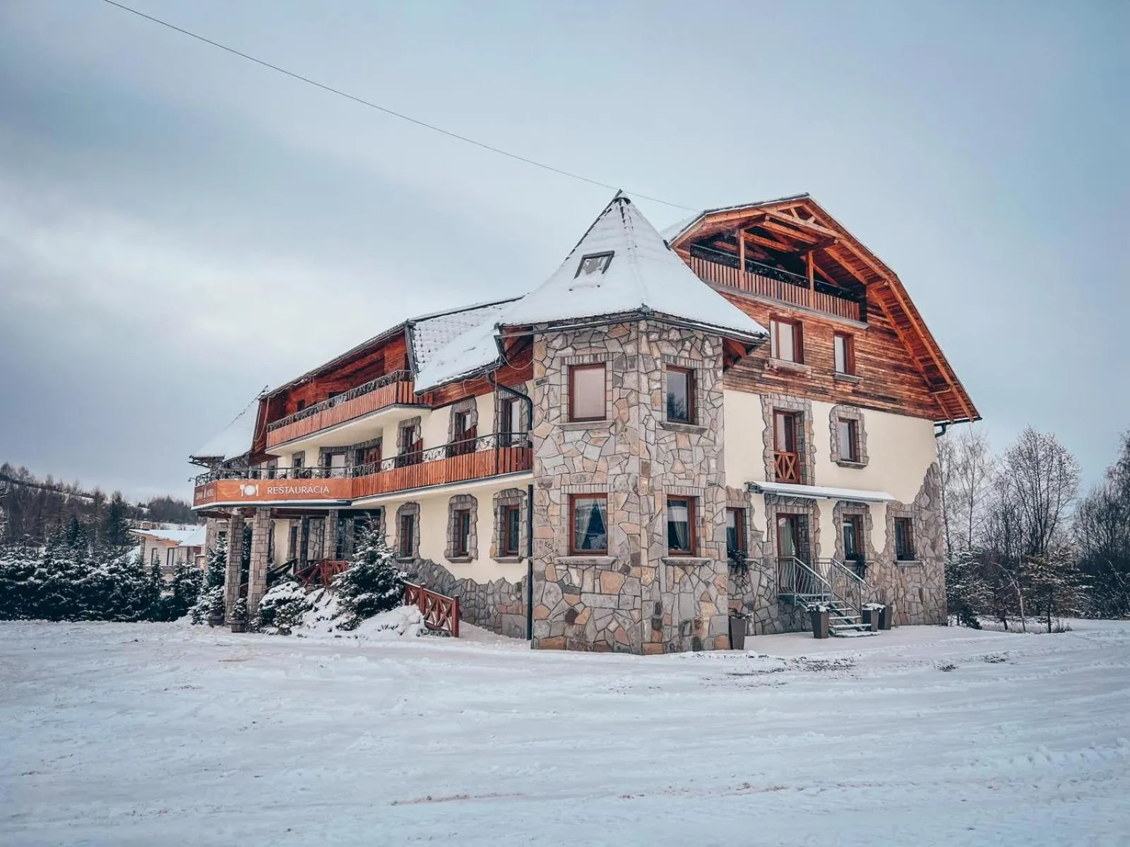 Orava Hotel