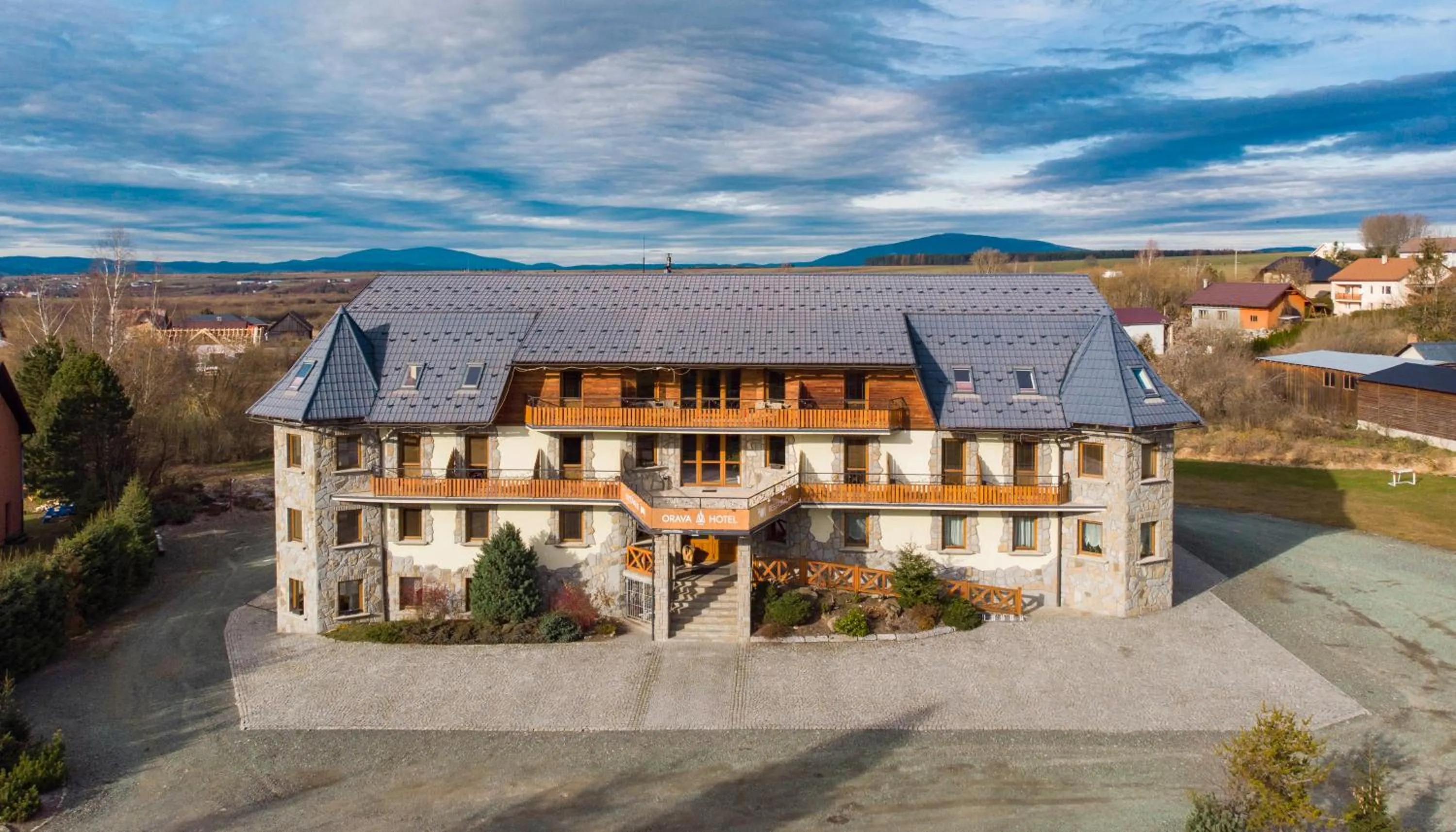 Orava Hotel