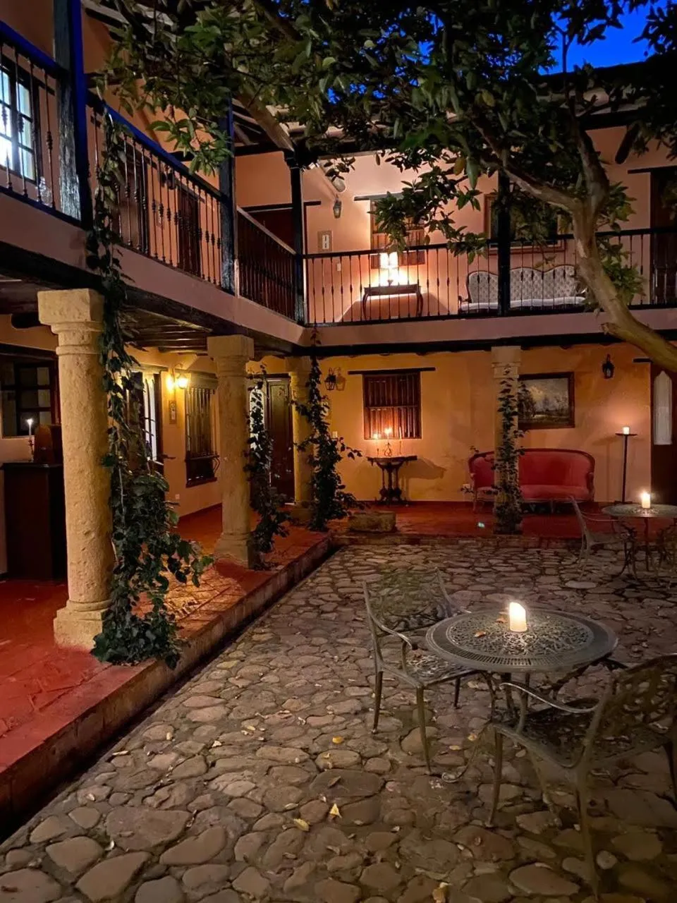 Patio in Hotel Plazuela de San Agustín - PSA Hotel