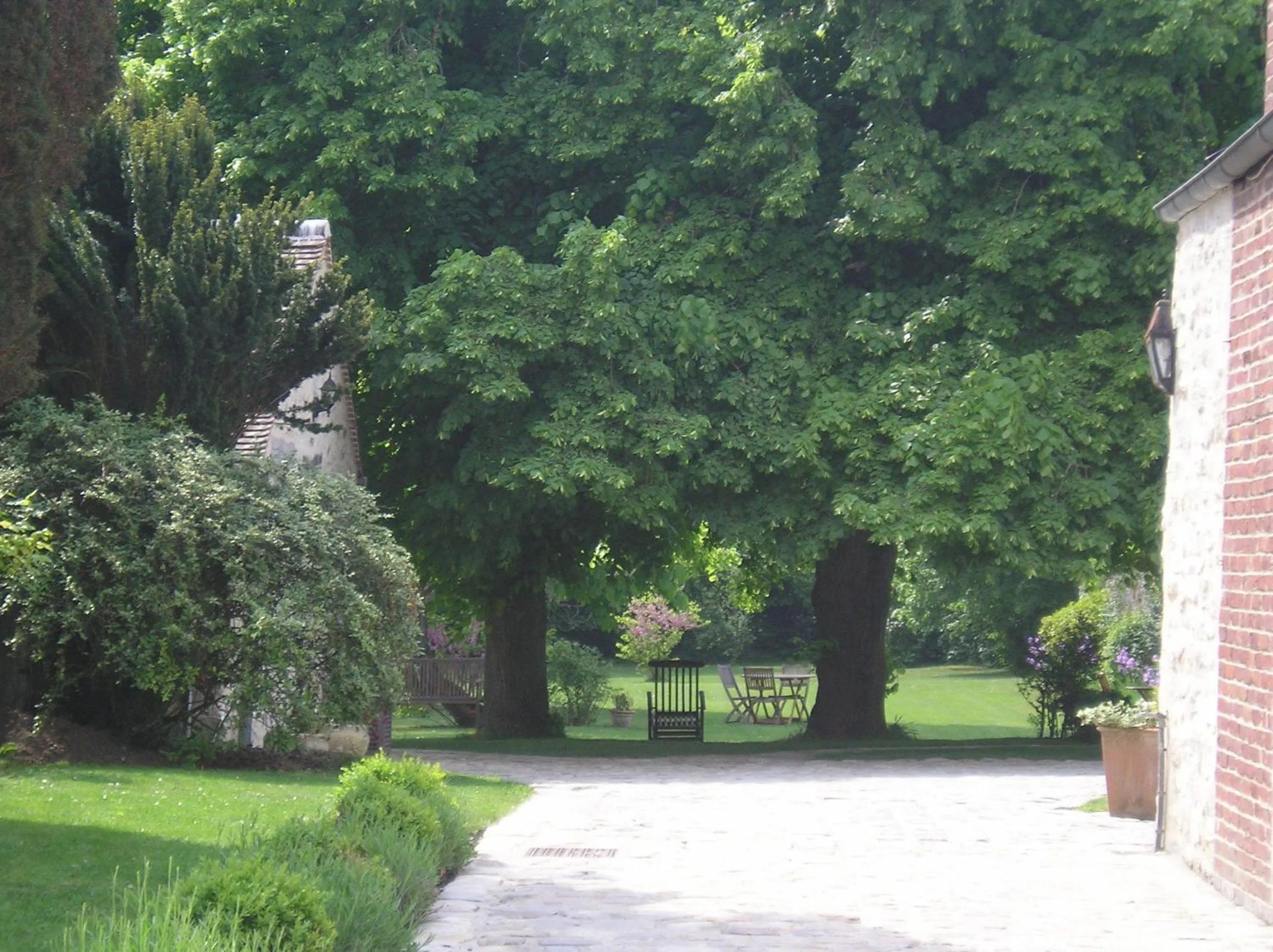 Garden in Hotel L'Aunette Cottage