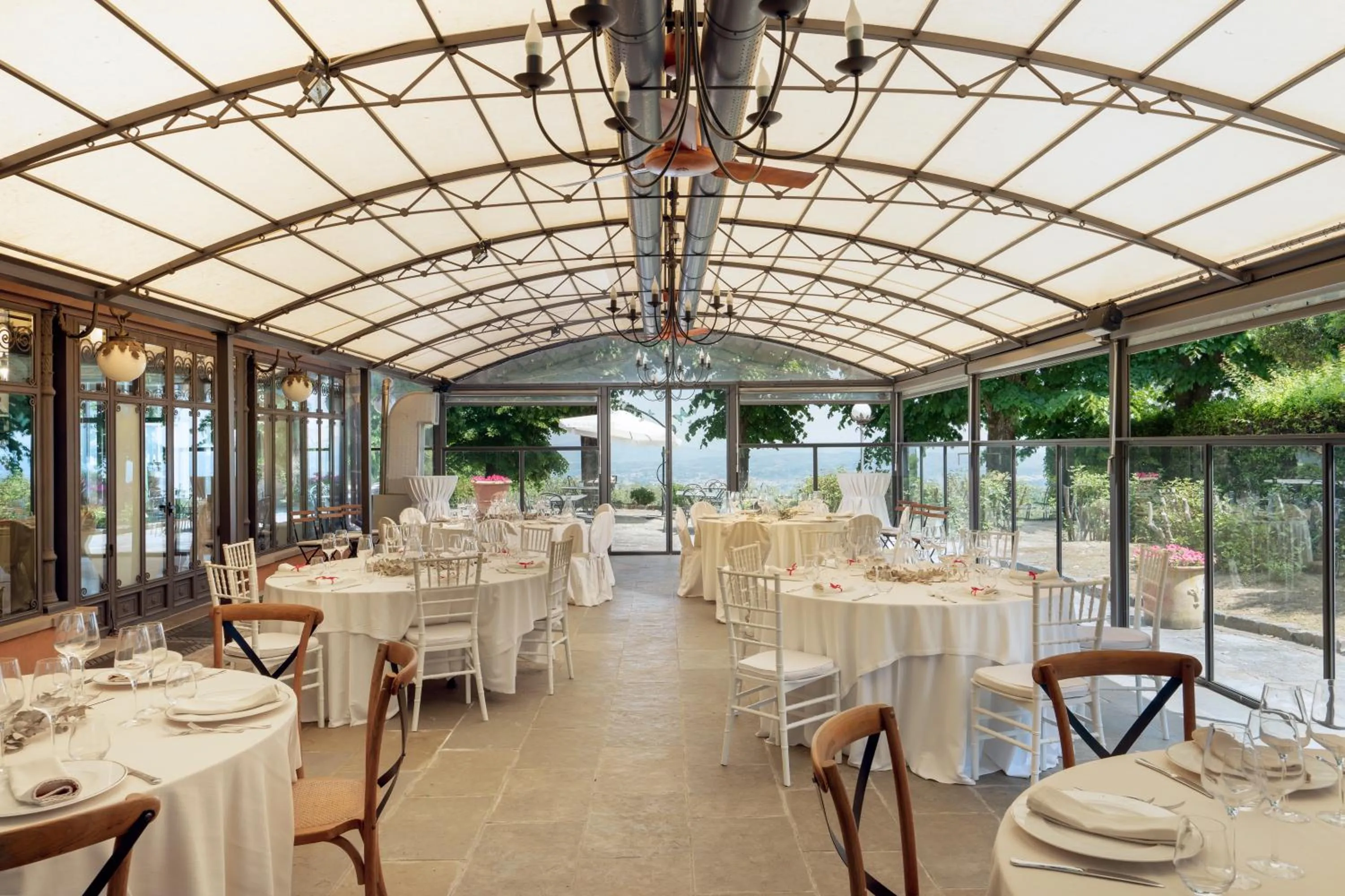 Restaurant/places to eat in Relais Villa Bianca