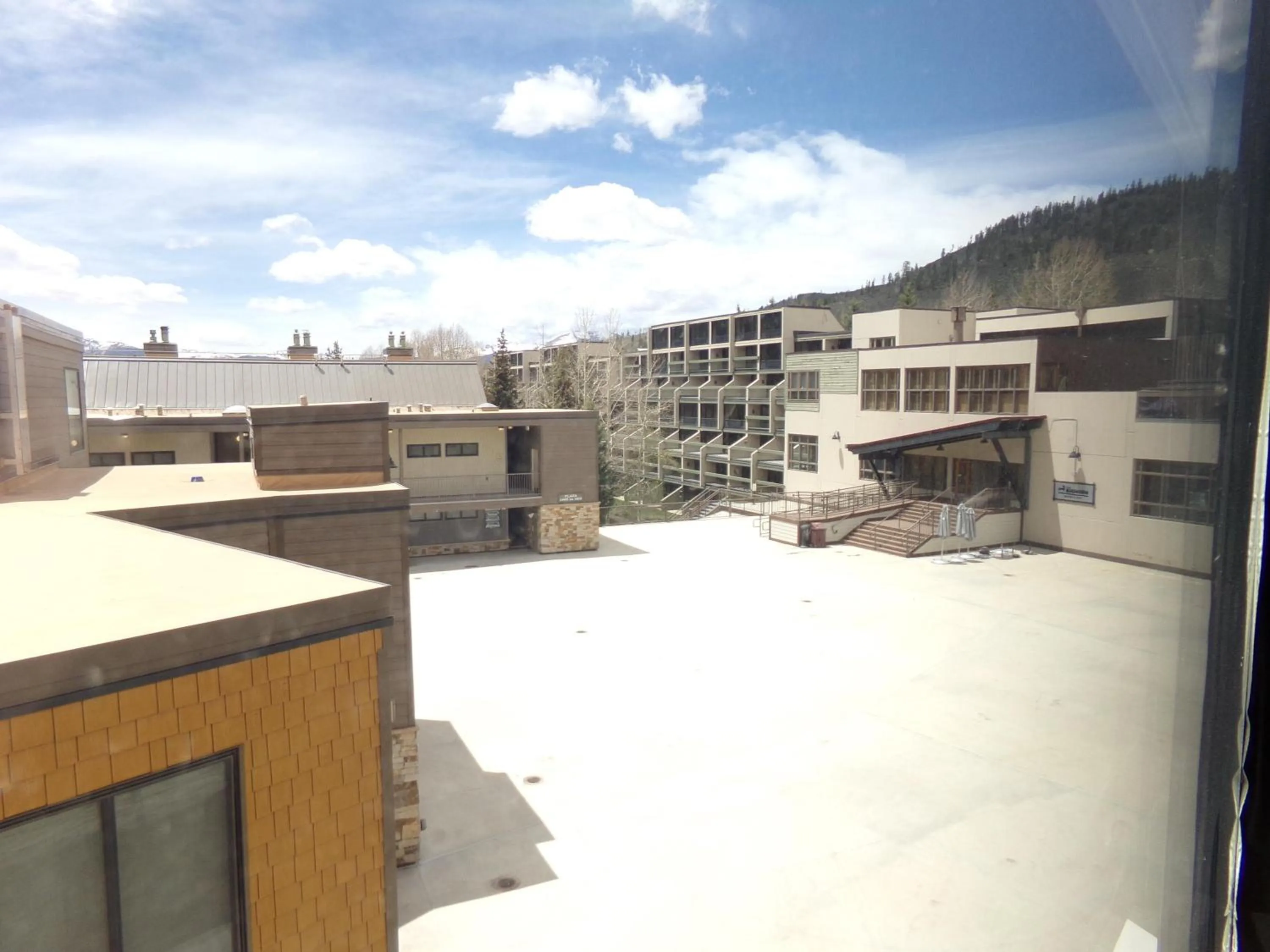 Mountain view in Edgewater Studio 1 Bath EWJP