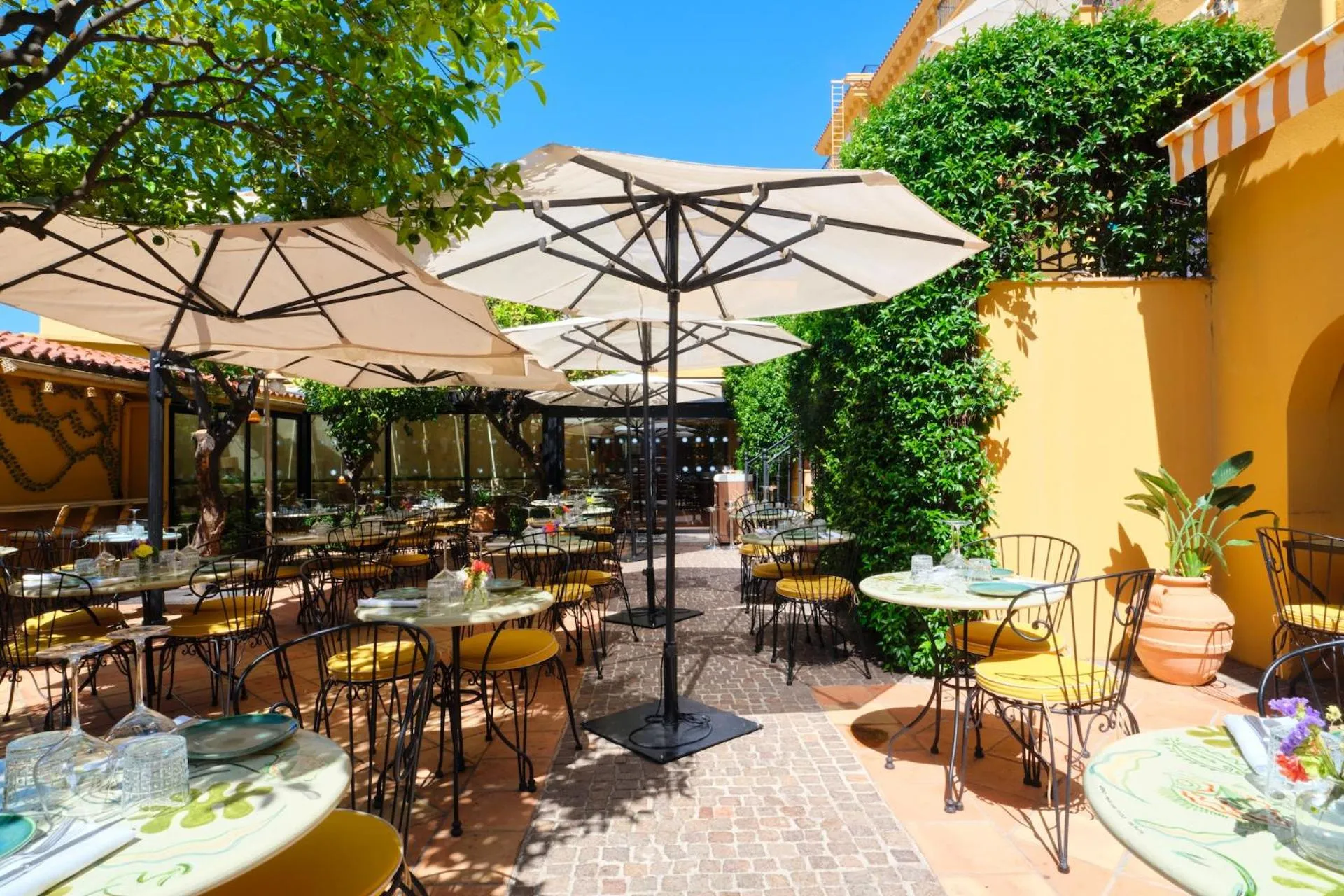 Hôtel La Pérouse Nice Baie des Anges