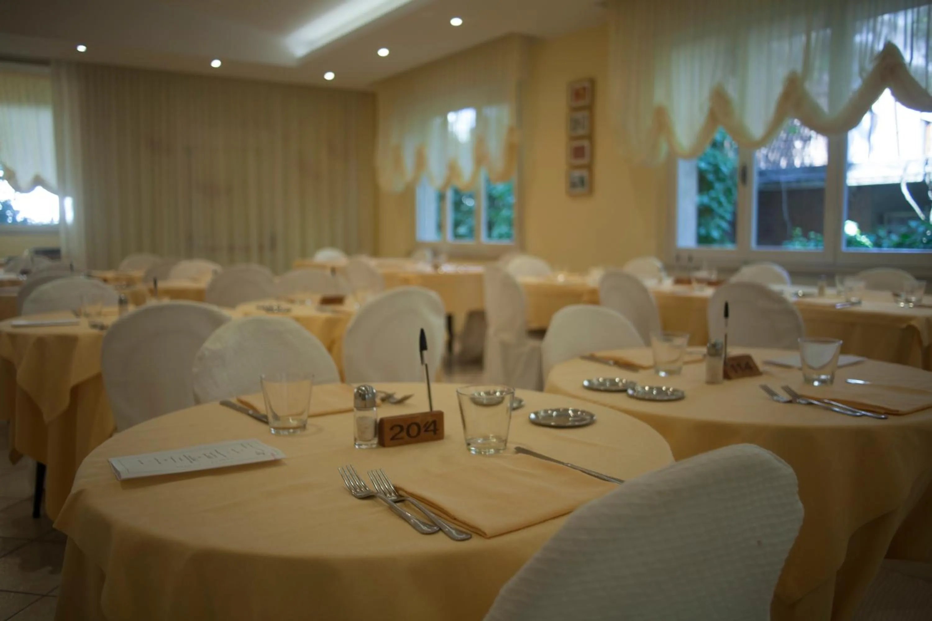 Lounge or bar in Hotel Cannes - in pieno centro