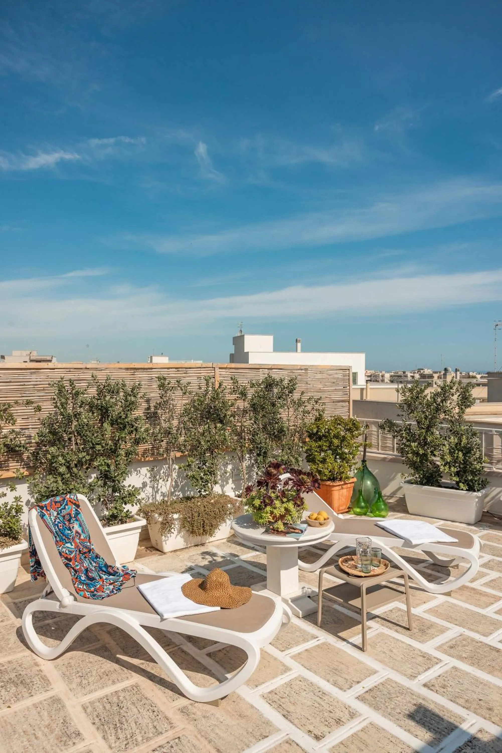 Patio in MandorleOlio