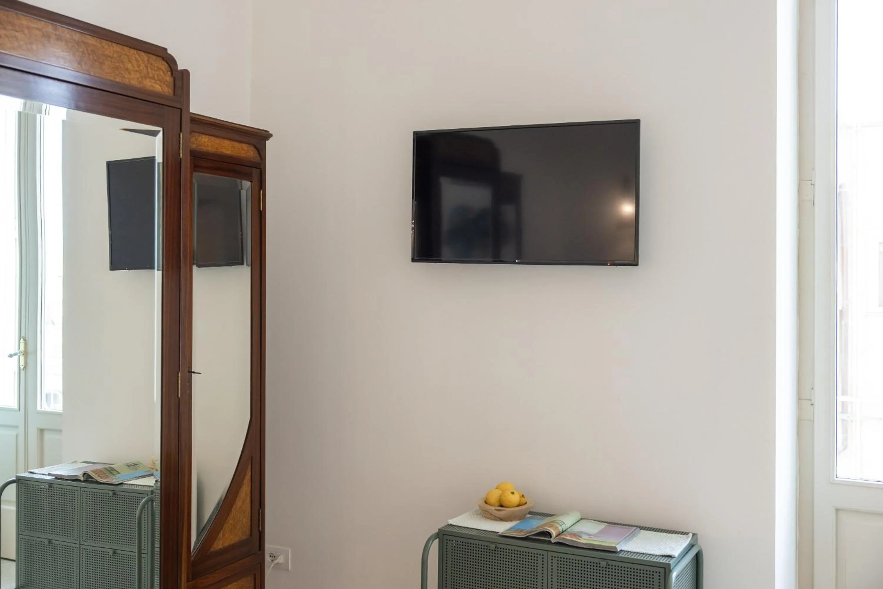 TV and multimedia in MandorleOlio