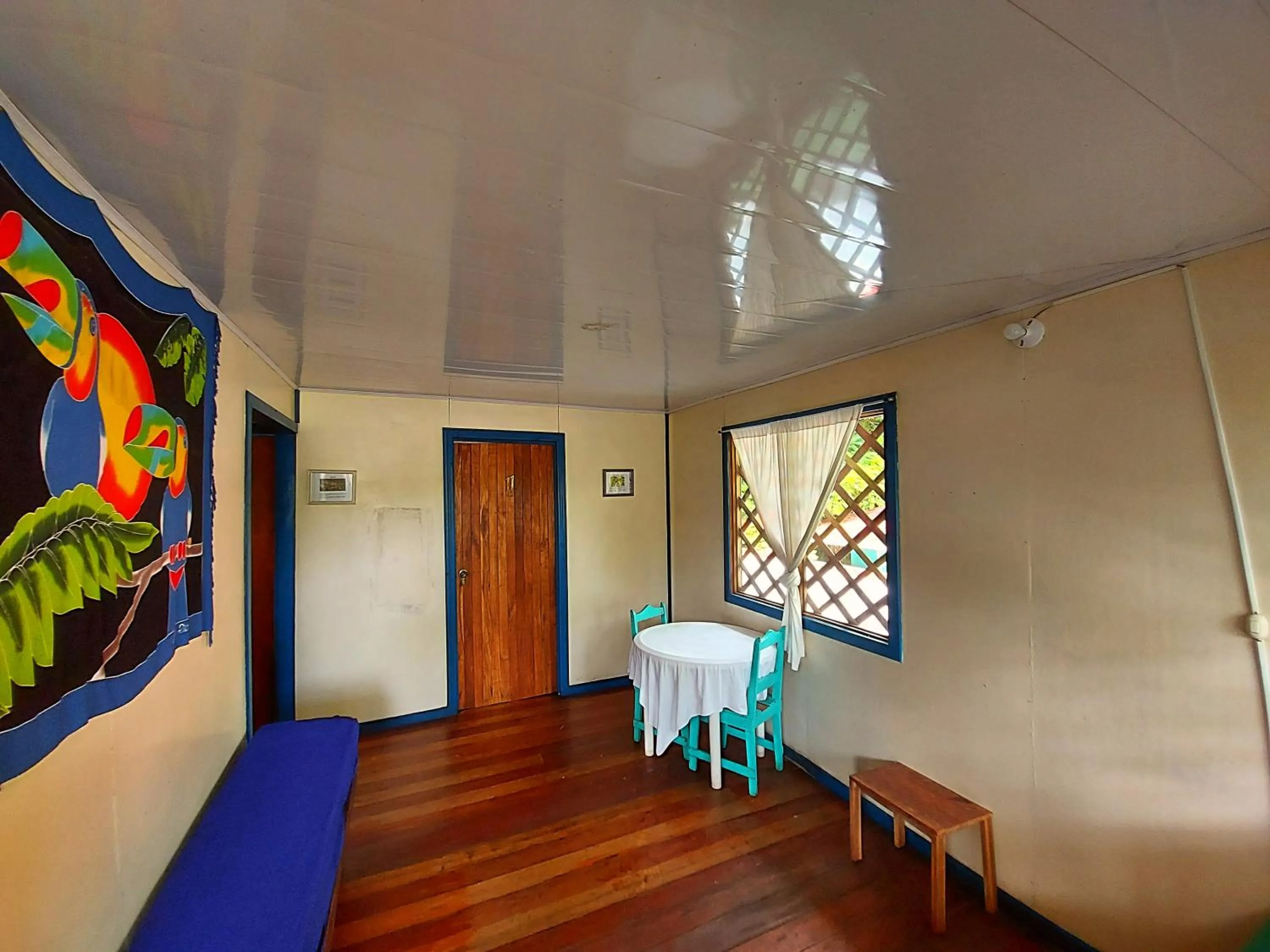 Living room in Cabinas Tortuguero
