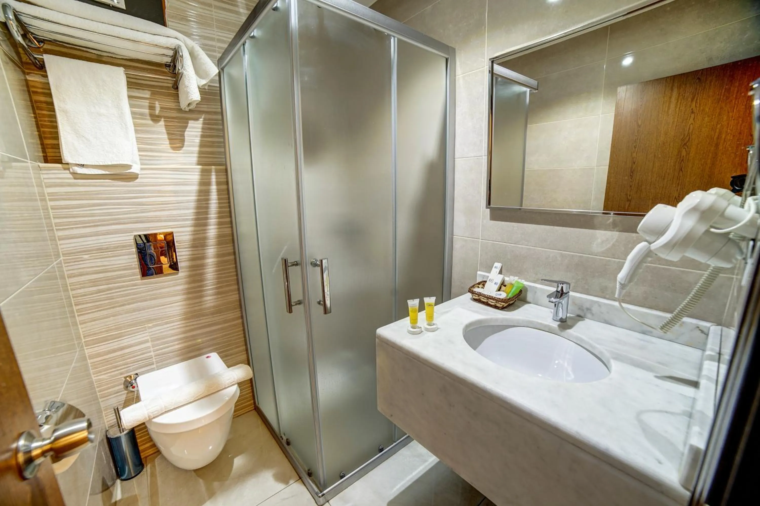 Bathroom in Nairoukh Hotel Aqaba