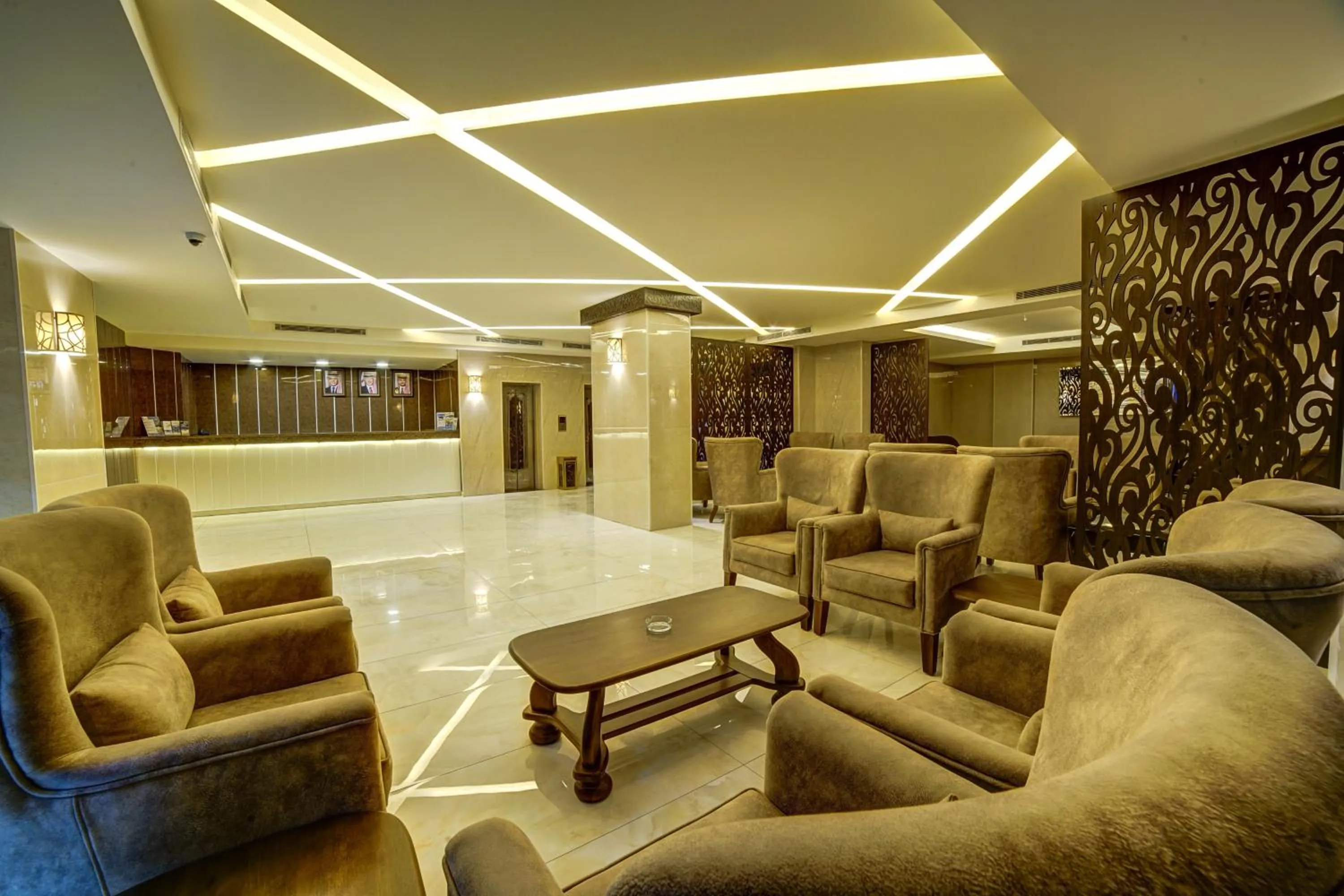 Lobby or reception in Nairoukh Hotel Aqaba