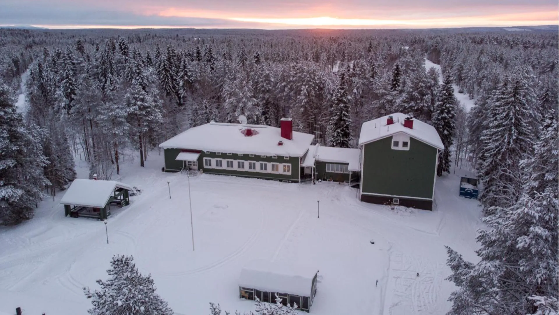 Property building in Taigaschool Eco Hotel