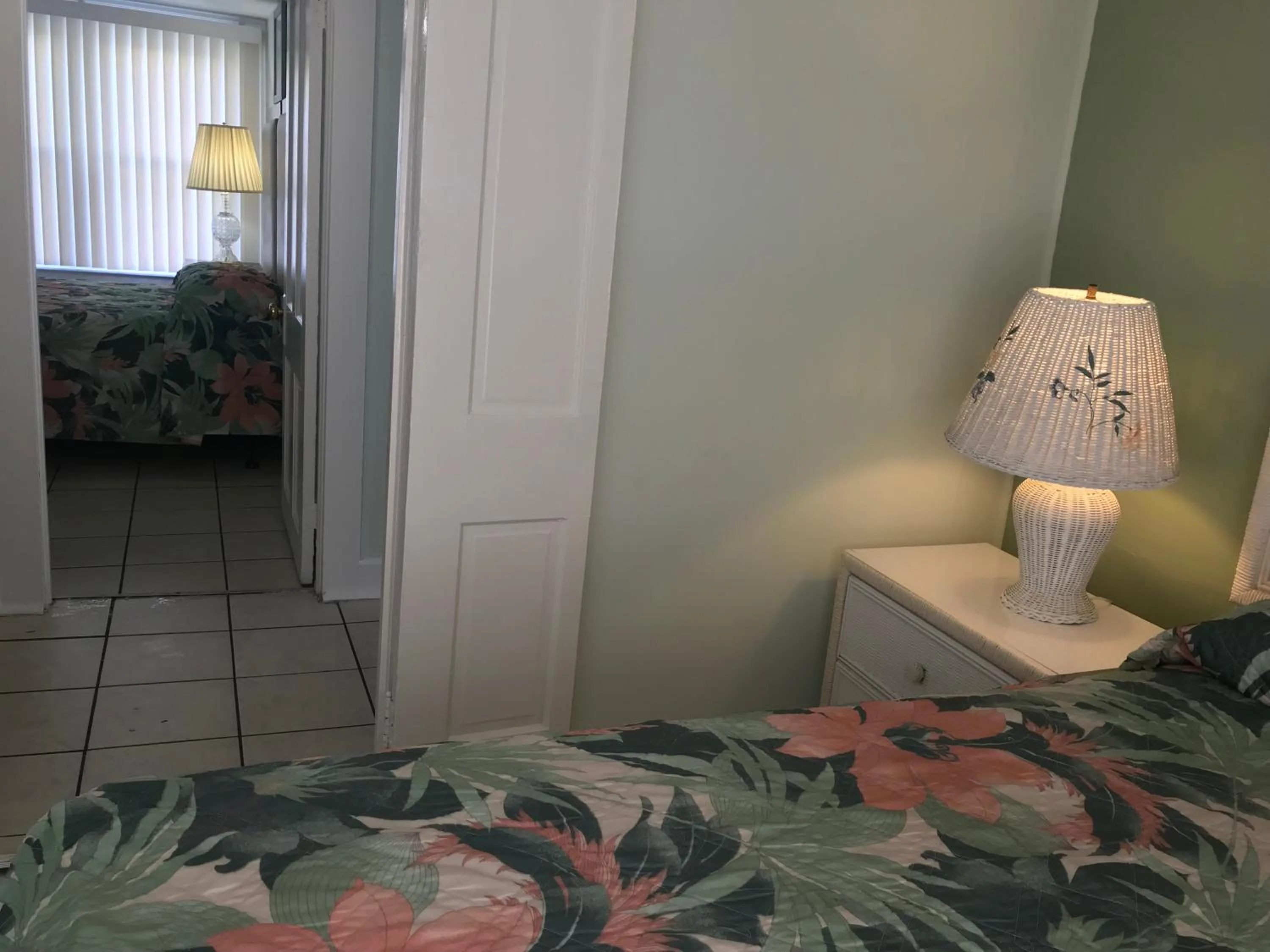 Bedroom, Bed in Mallard Apartments