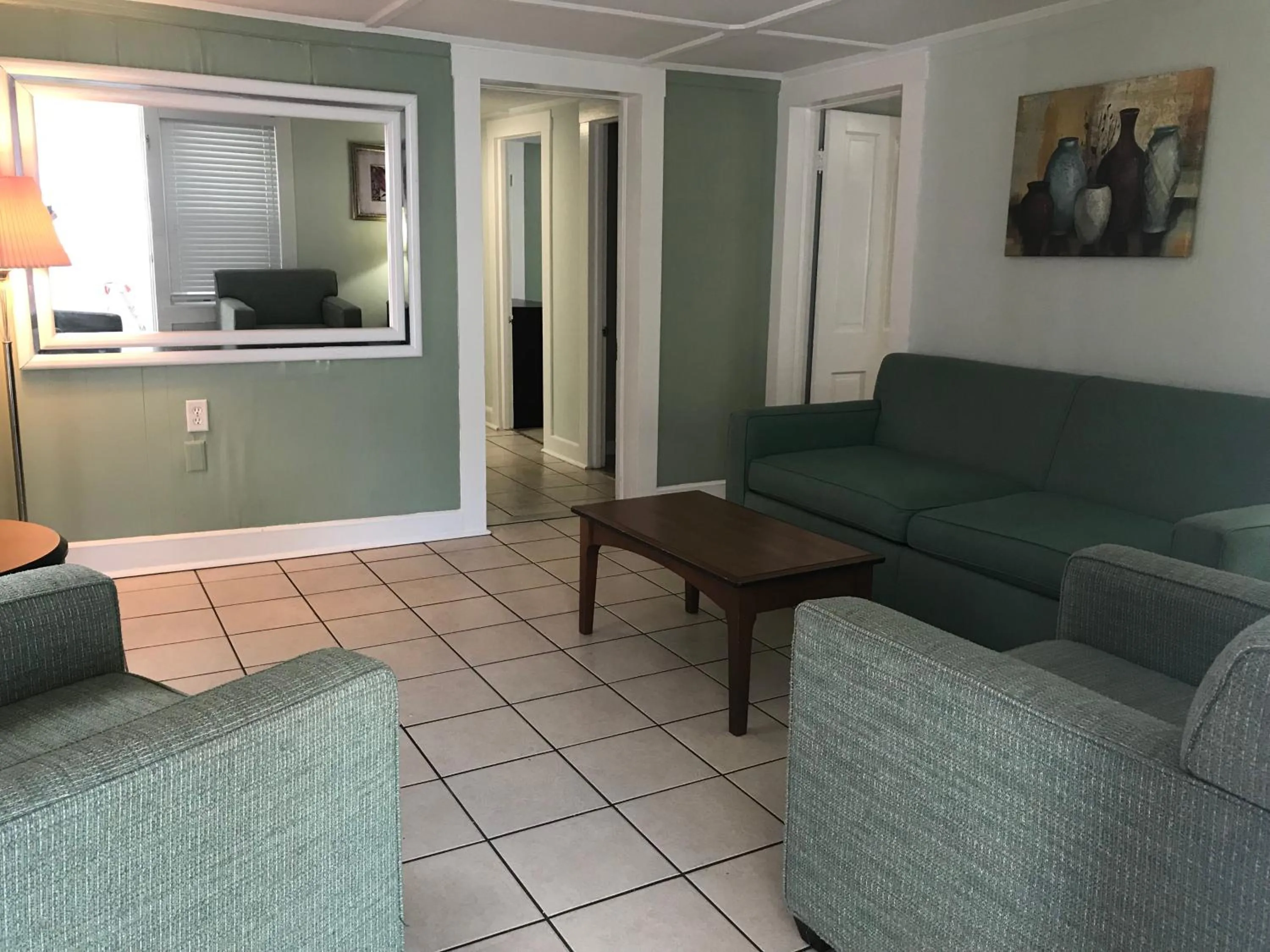 Living room in Mallard Apartments