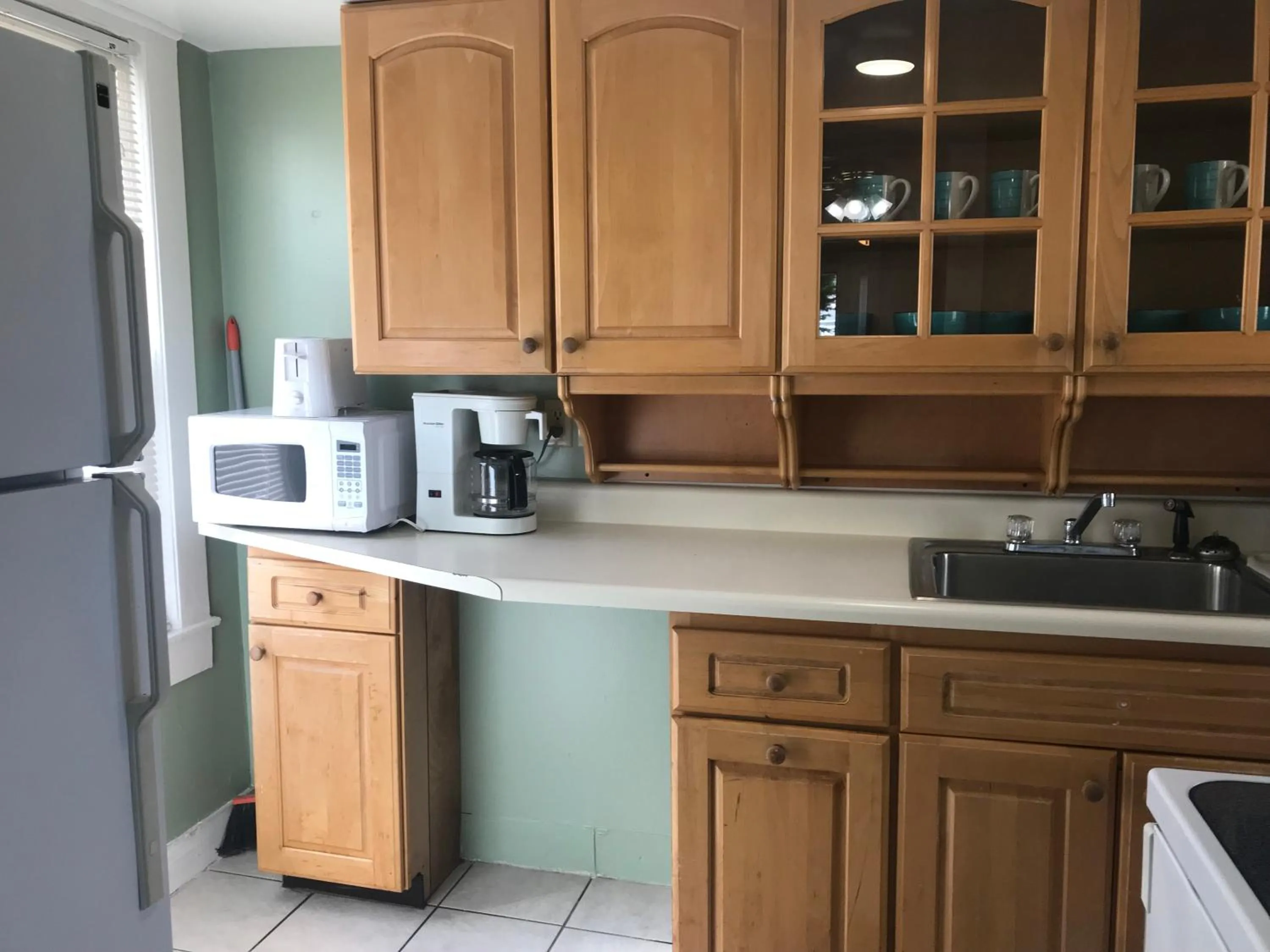 Kitchen or kitchenette in Mallard Apartments
