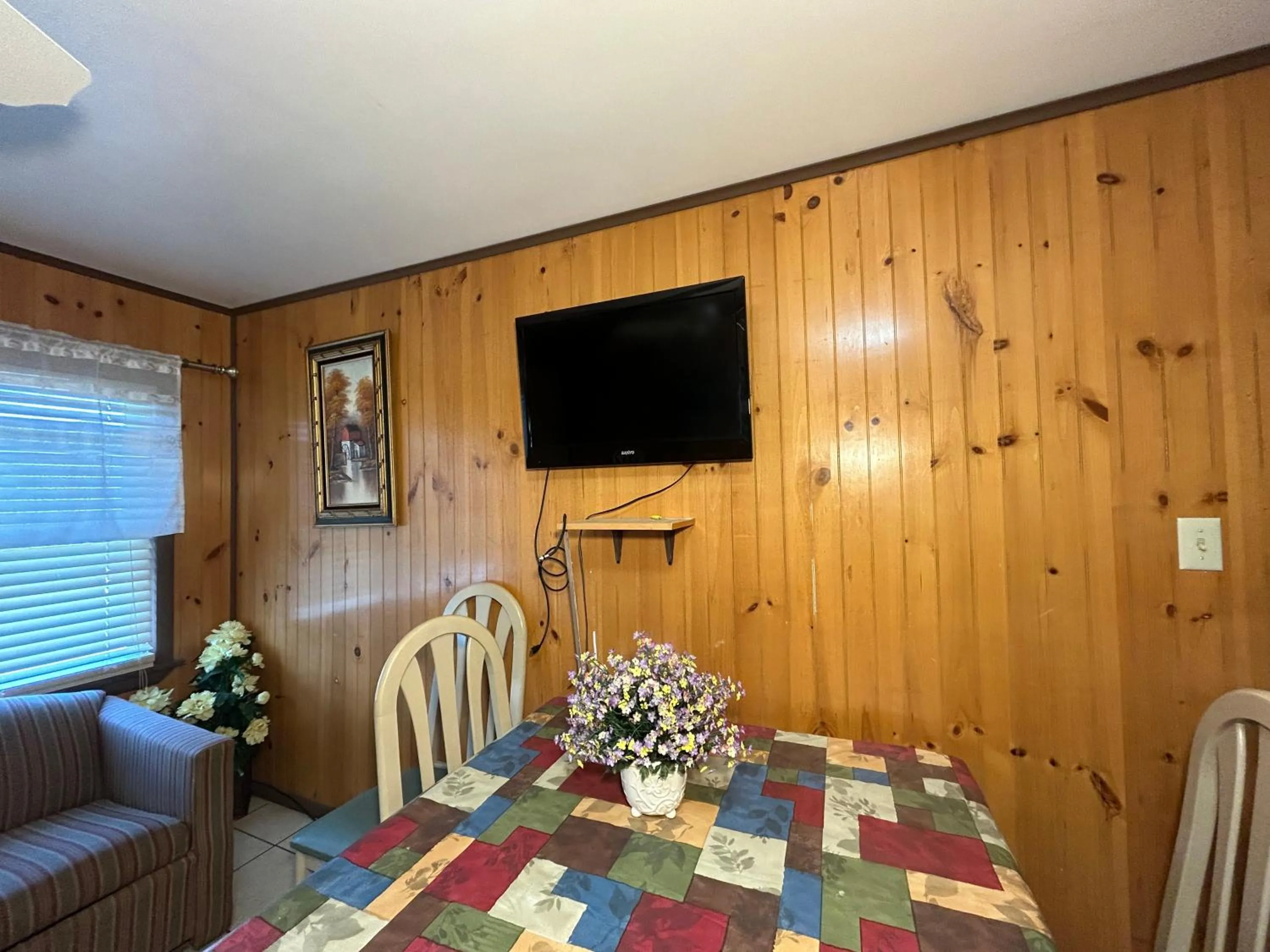 TV and multimedia, Bed in Wilmington Terrace