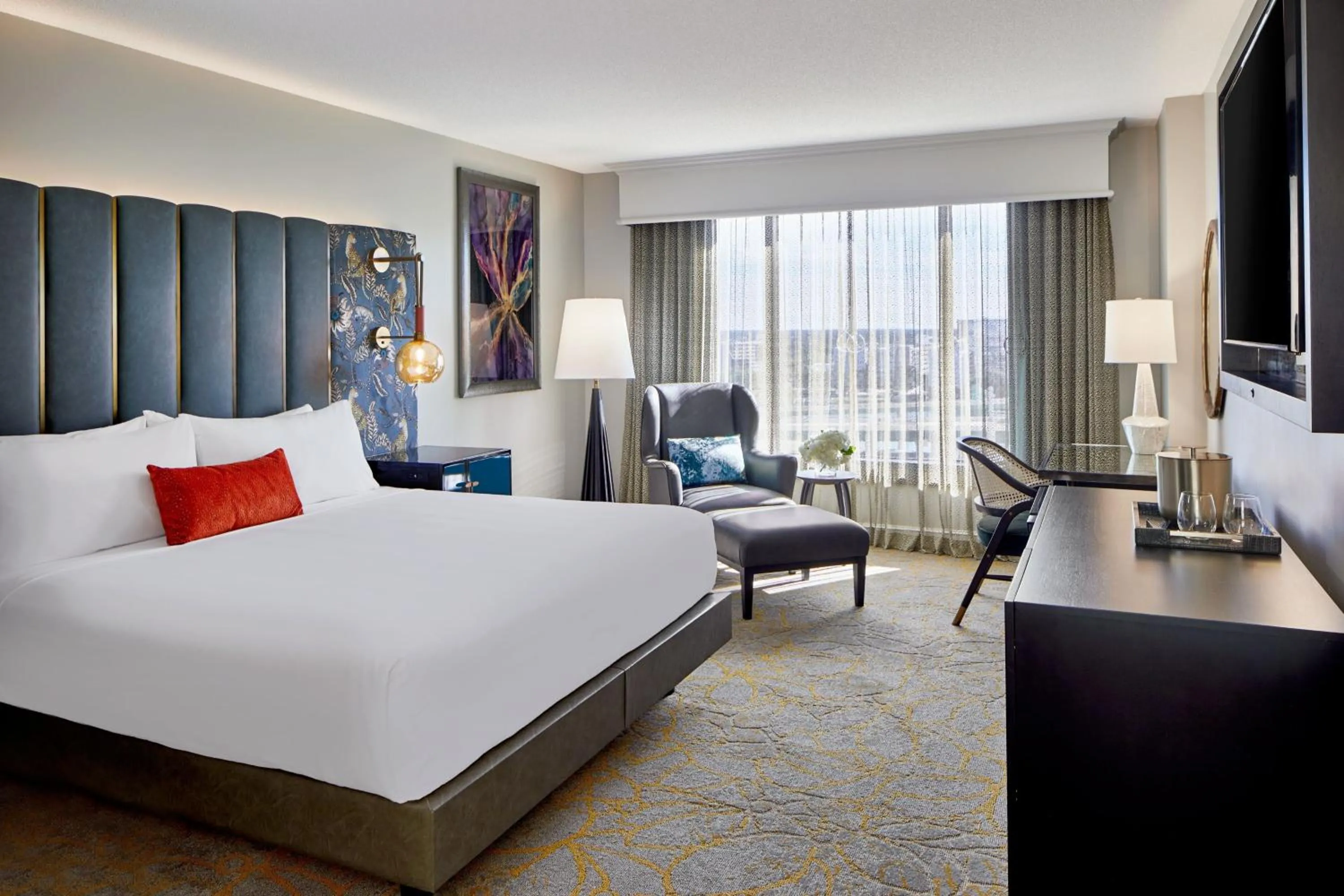 Photo of the whole room, Bed in Grand Bohemian Orlando, Autograph Collection