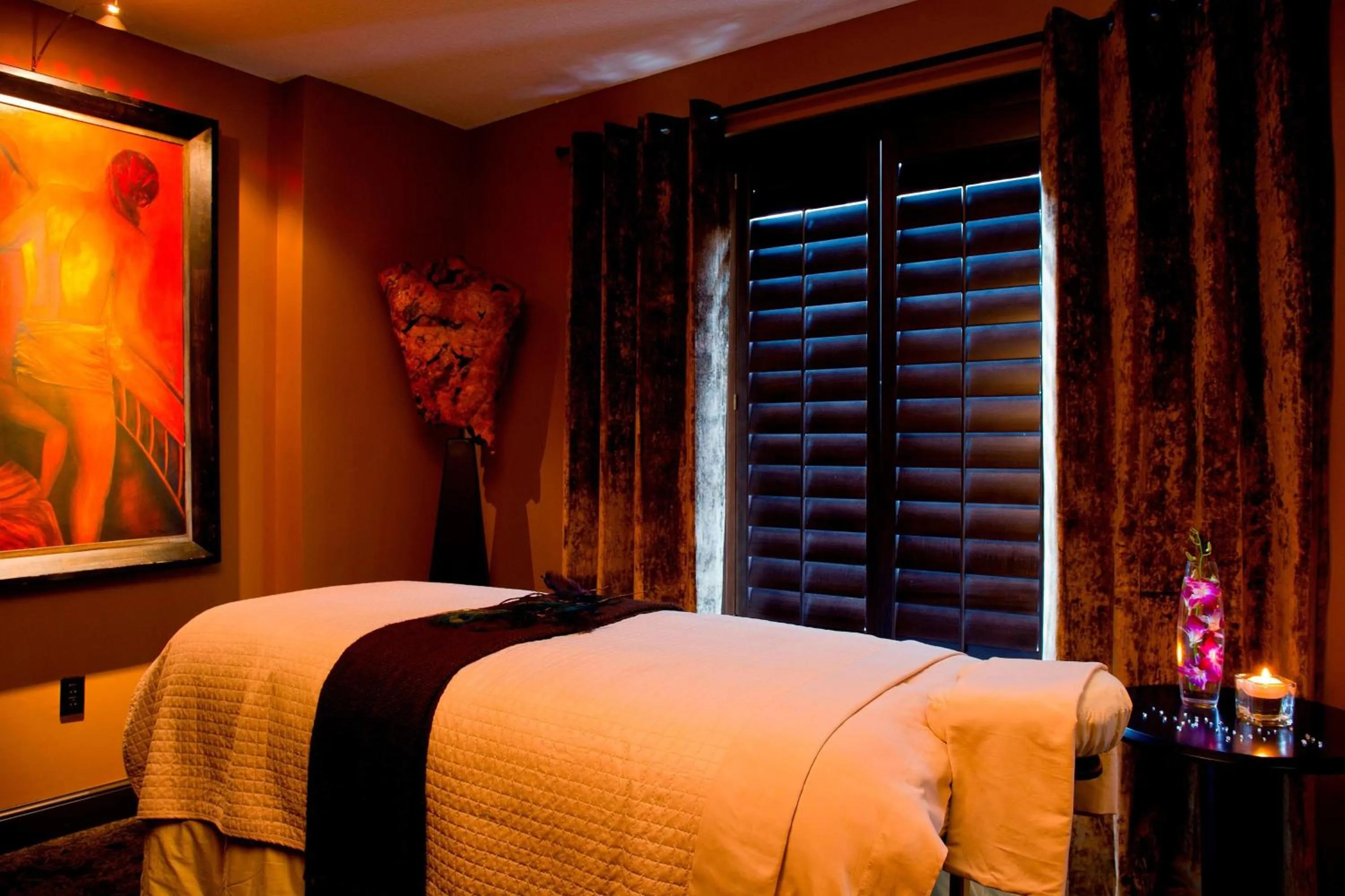 Spa and wellness centre/facilities, Bed in Grand Bohemian Orlando, Autograph Collection