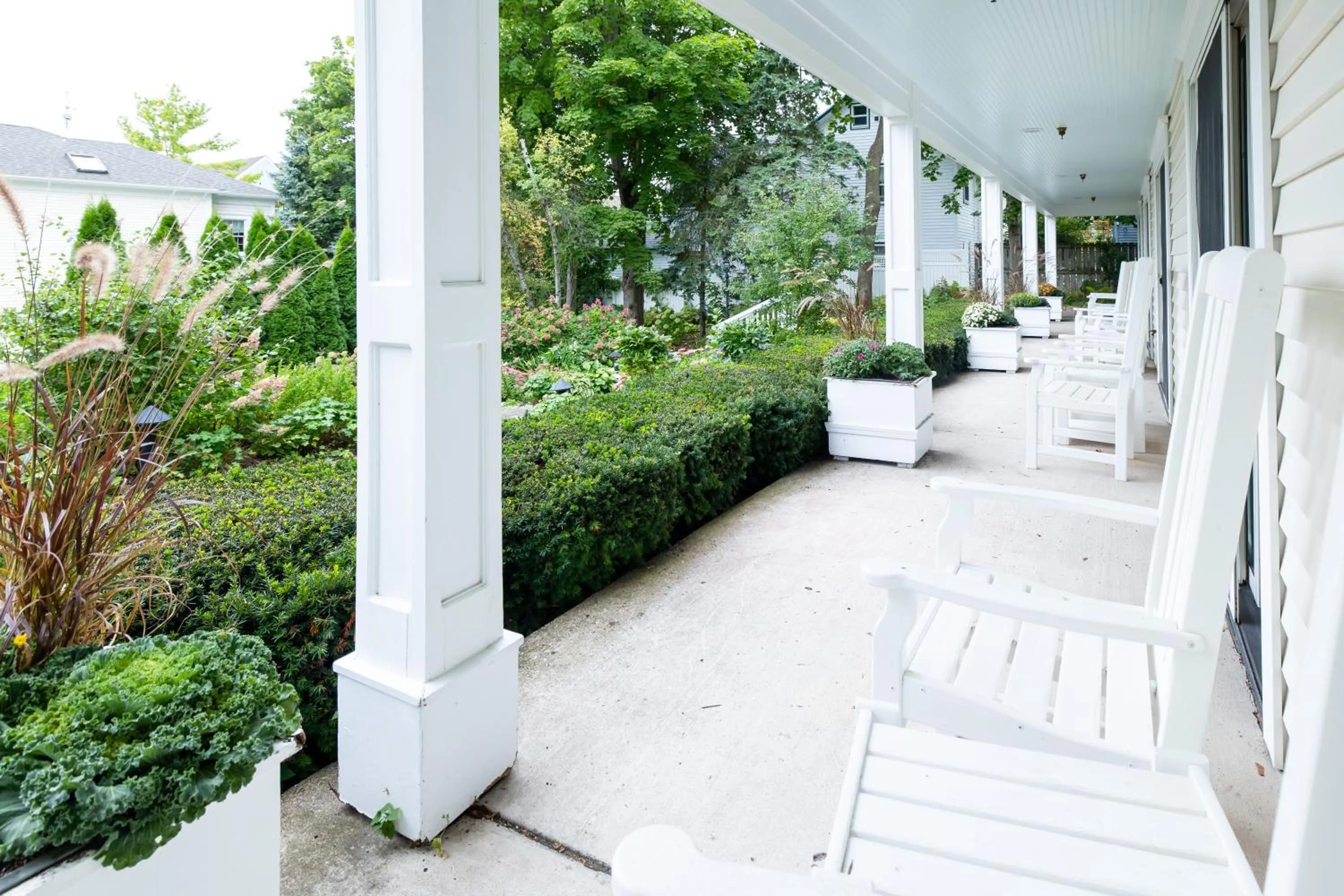 Garden view in Harbour View Inn