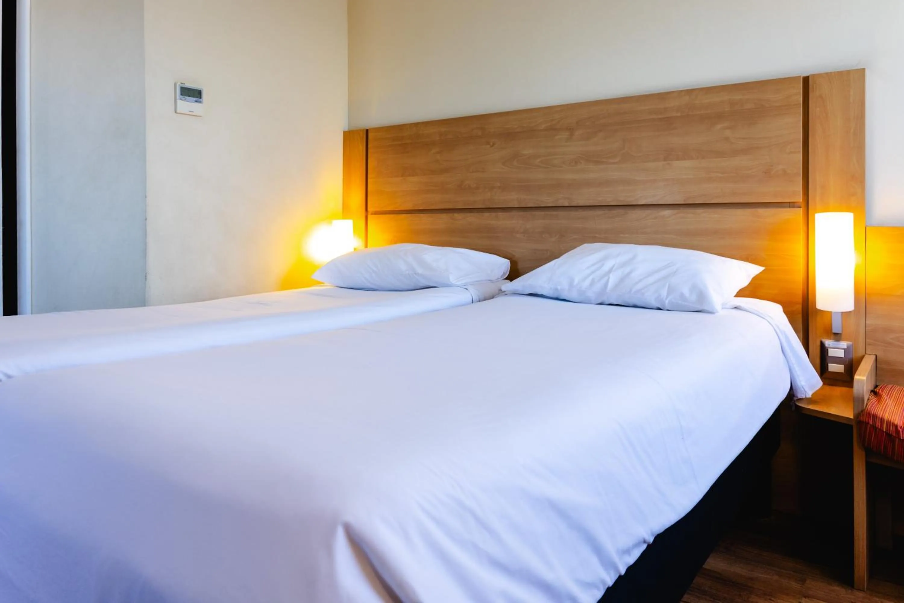 Bed in ibis Valparaiso