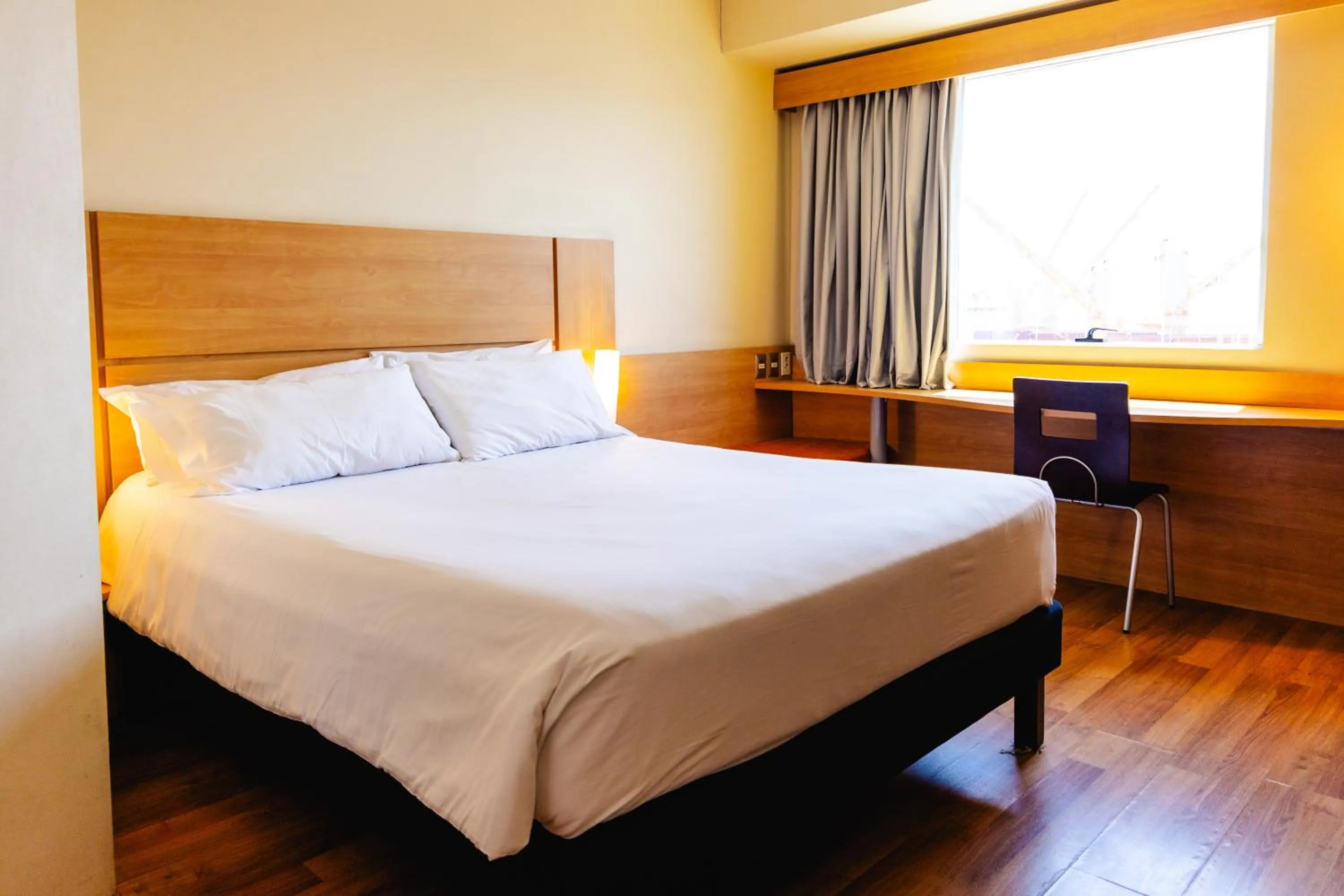 Bed in ibis Valparaiso