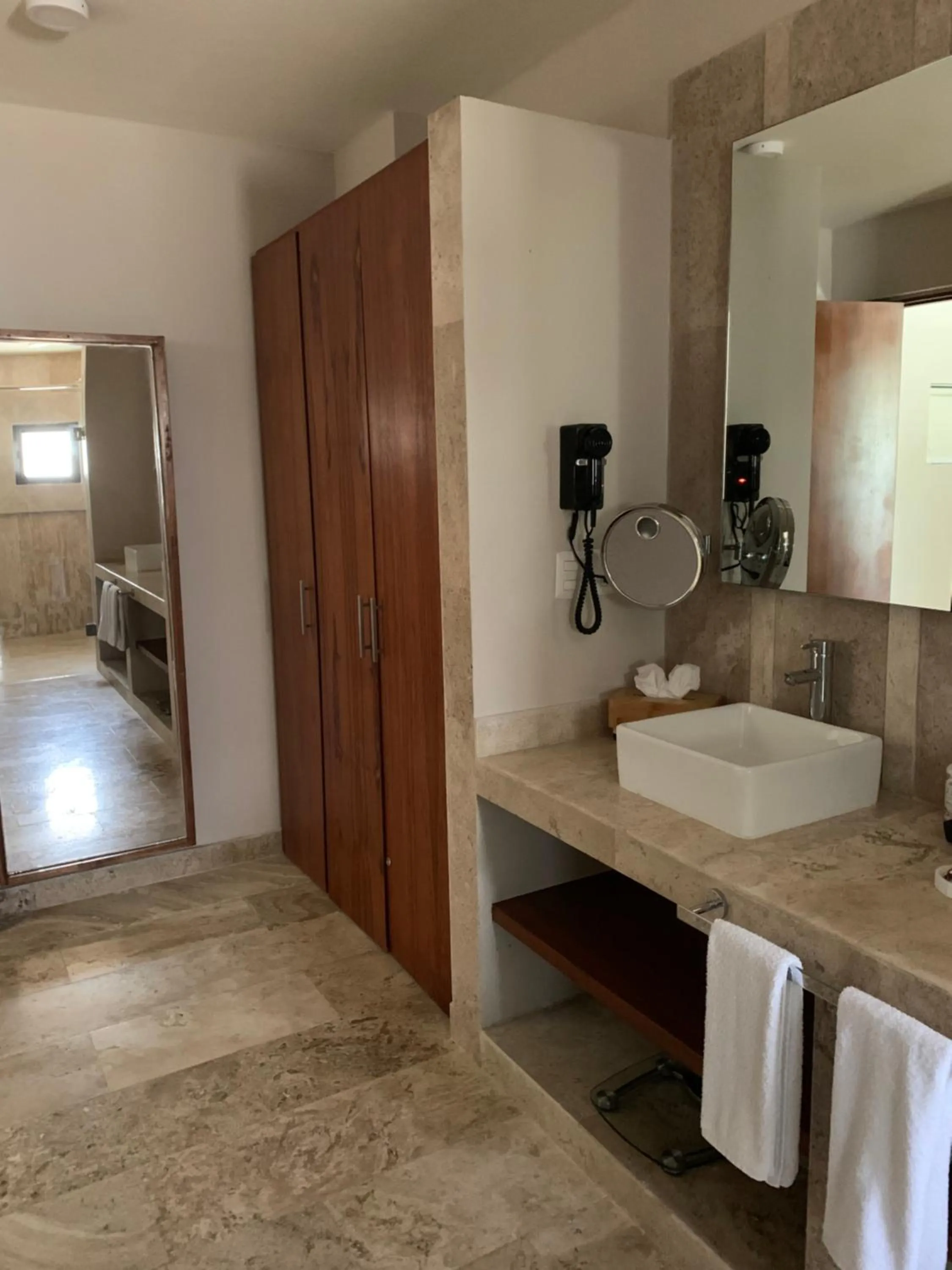 Bathroom in Xaha Villas Suites & Golf Resort