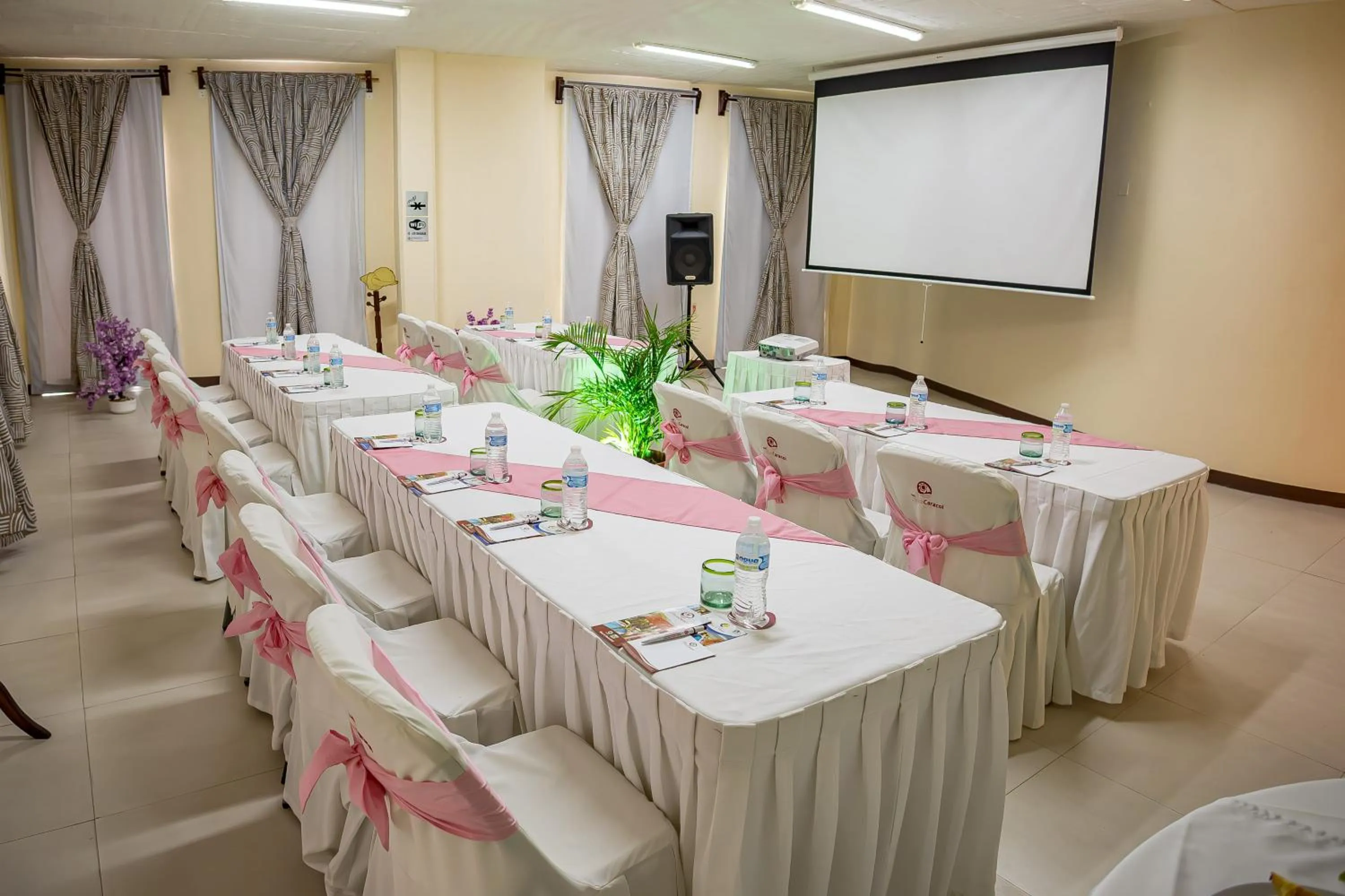 Meeting/conference room in Hotel Zihua Caracol