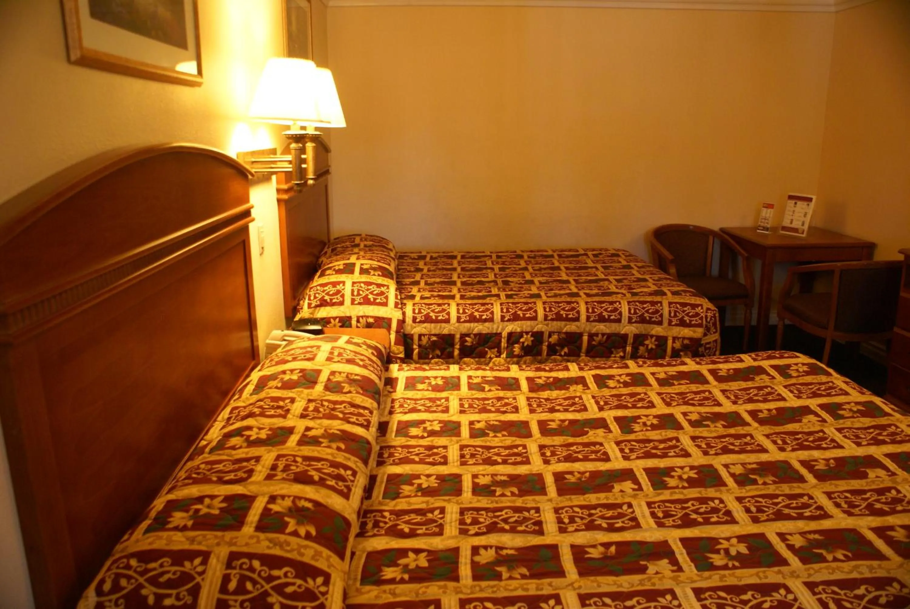 Bedroom, Bed in Colony Inn