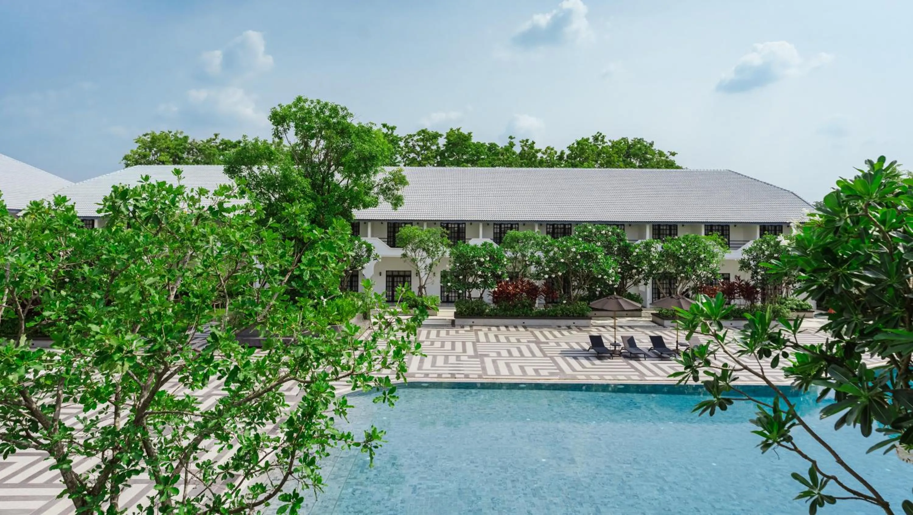 Pool view in Indochina Hotel