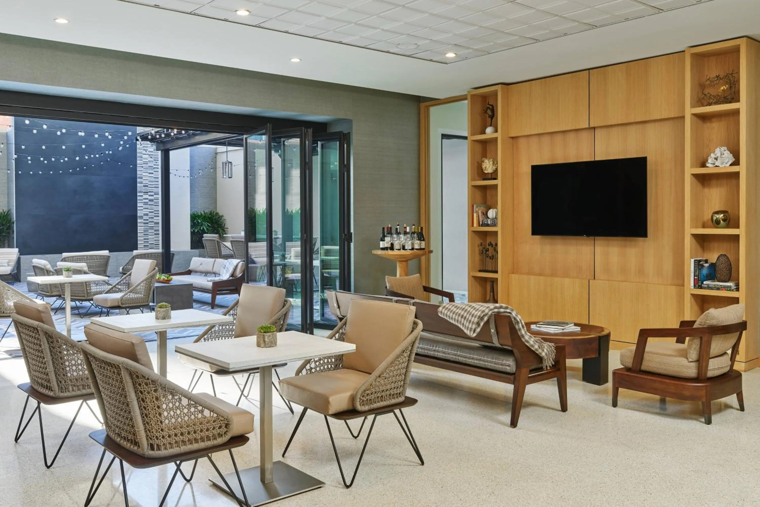 Lounge or bar in Hotel Republic San Diego, Autograph Collection