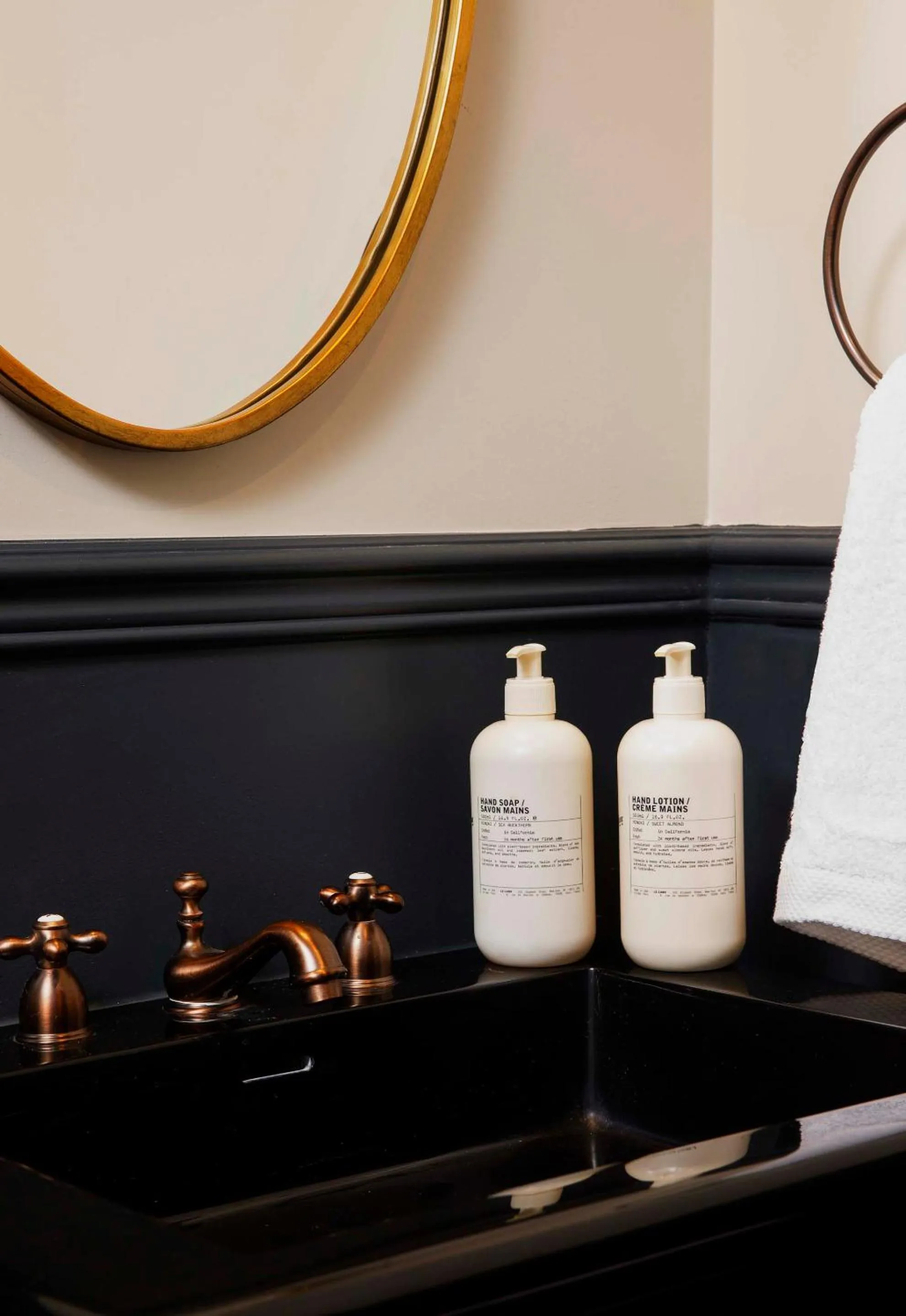 Bathroom in Gravity Haus Denver