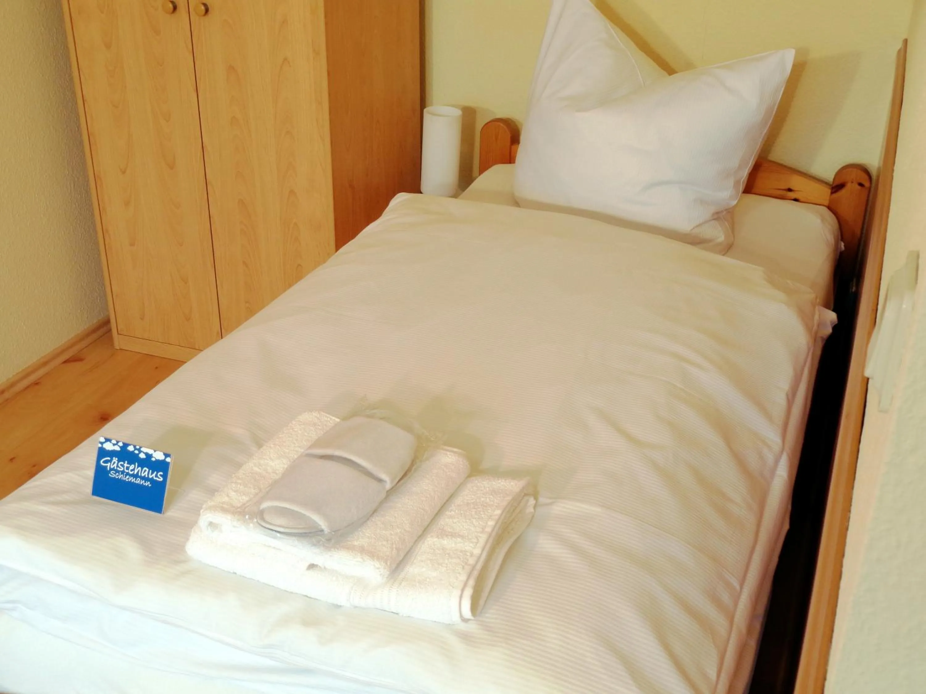 Bed in Gästehaus Schiemann