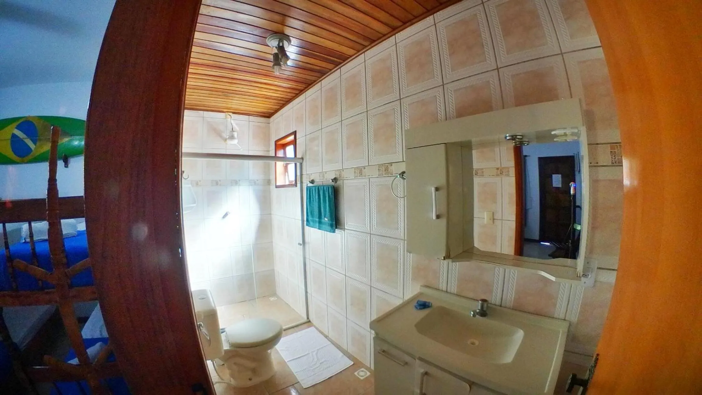 Bathroom in Raio de Sol pousada & camping