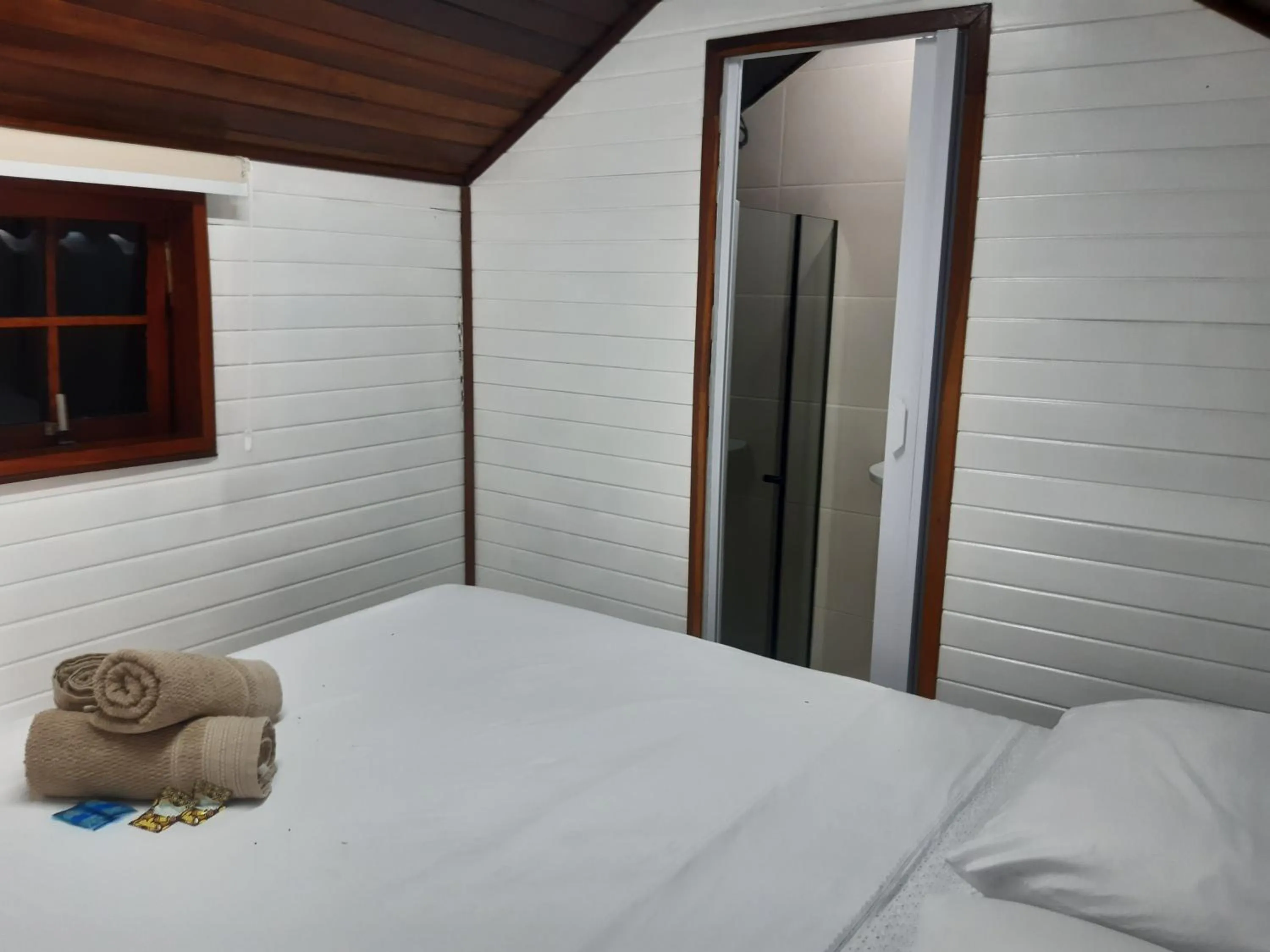 Bed in Raio de Sol pousada & camping