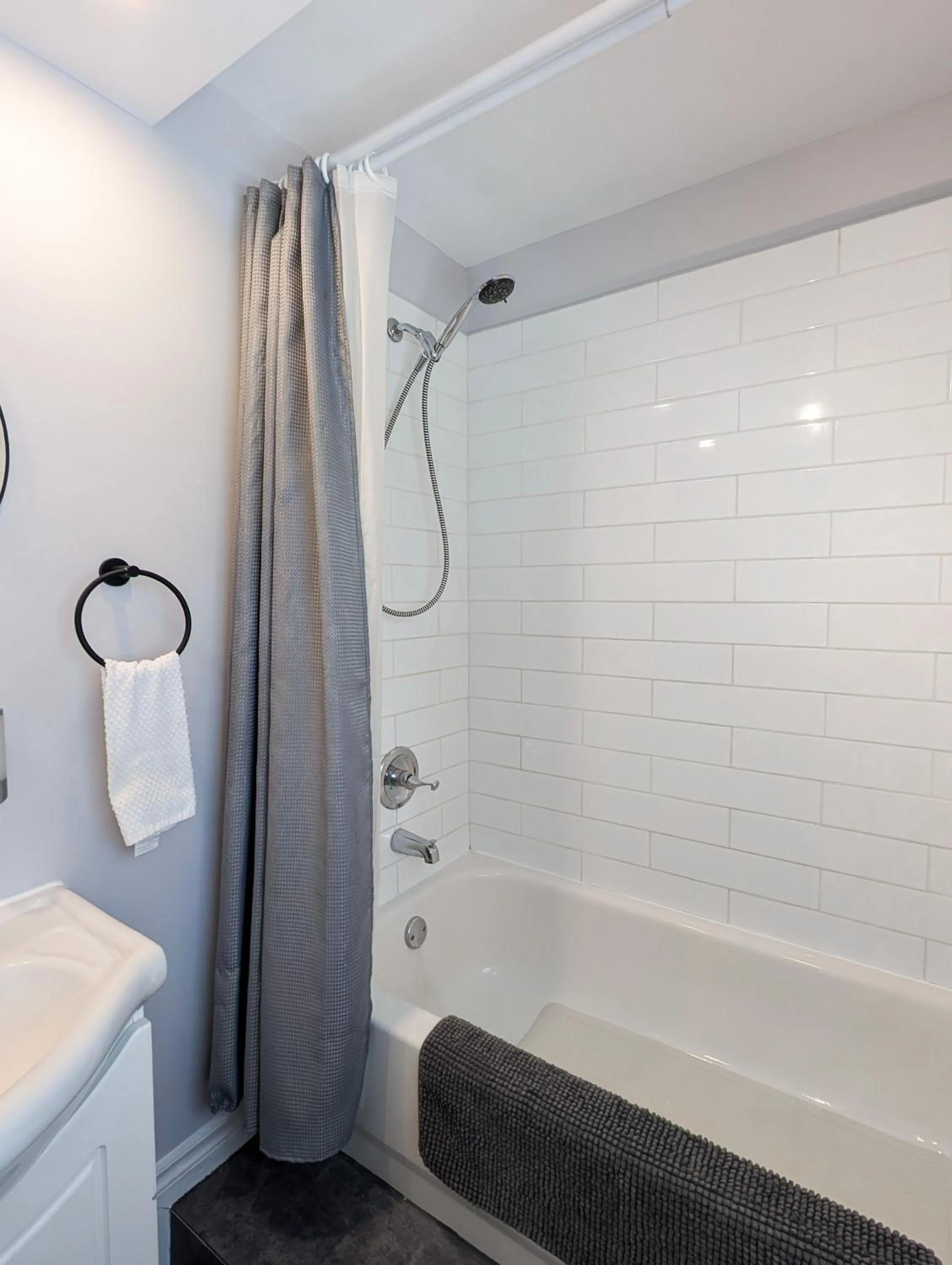 Shower in Hébergement Harvey